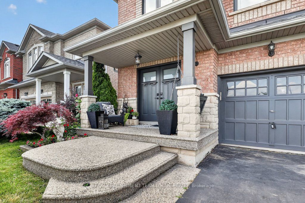 5839 Sunmill Crescent