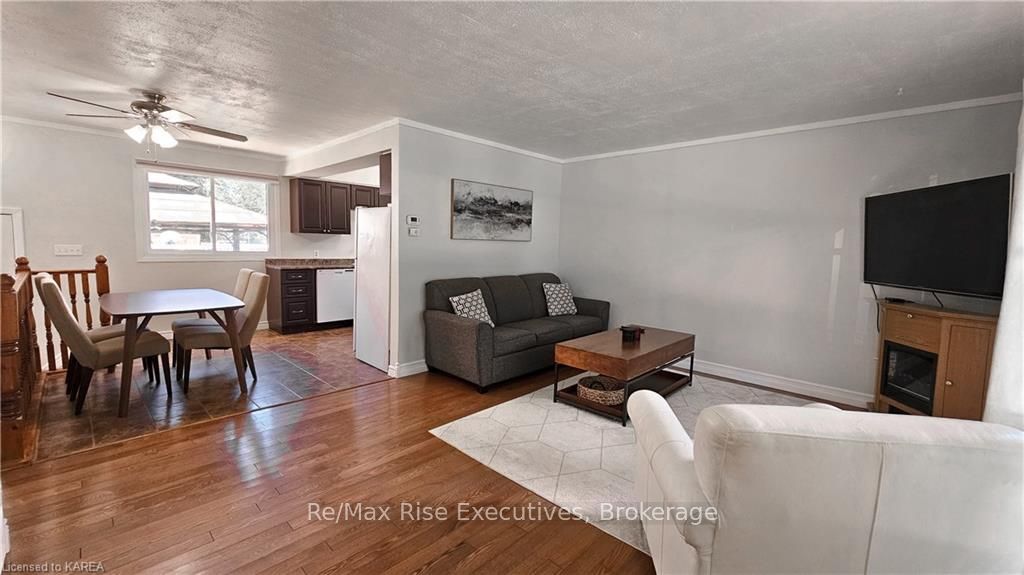 2 DEERFIELD Street