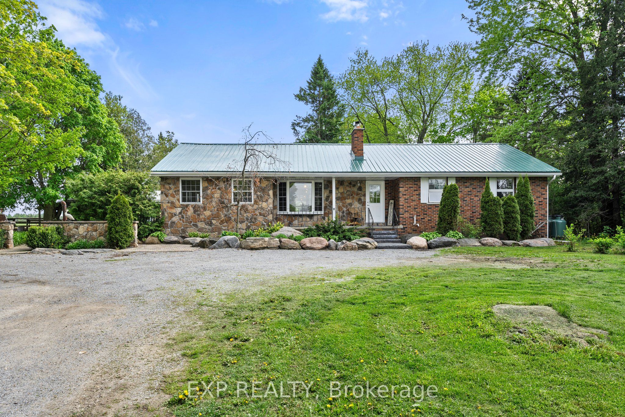 255 Victoria Road
