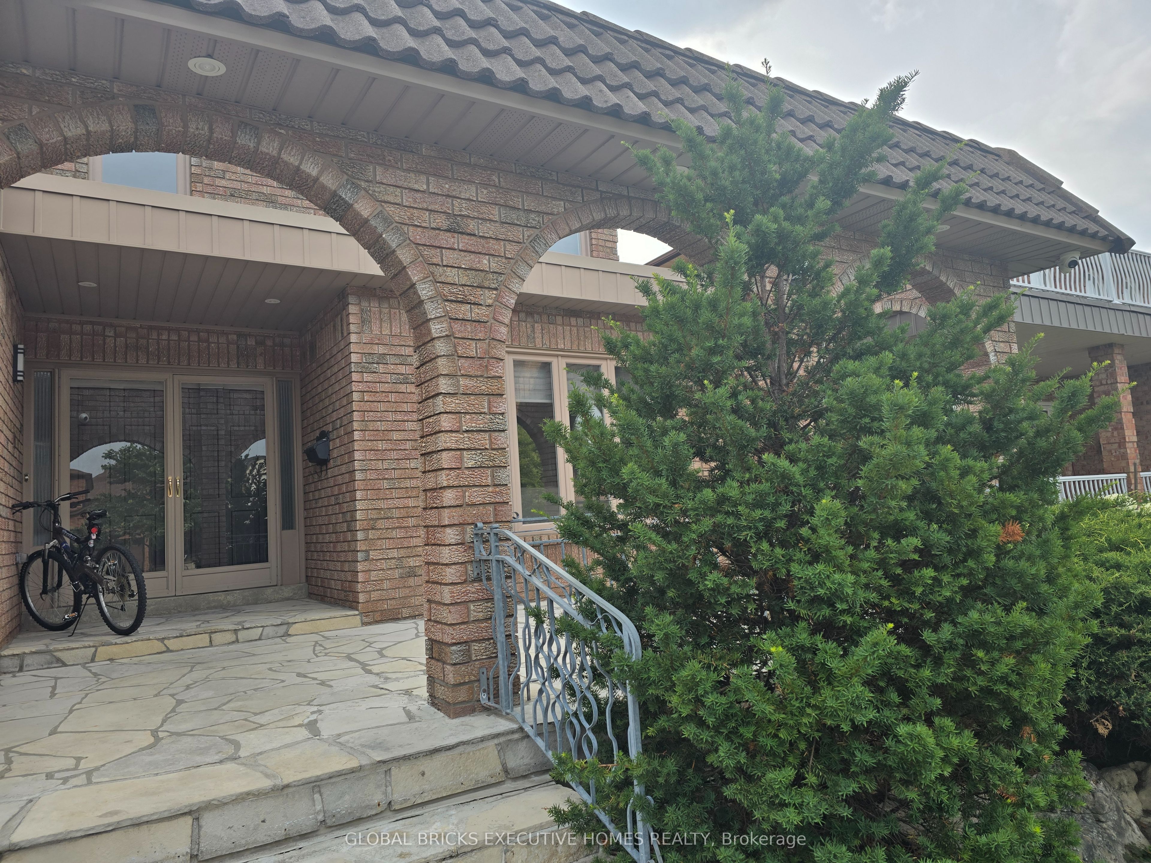 99 Benjamin Drive