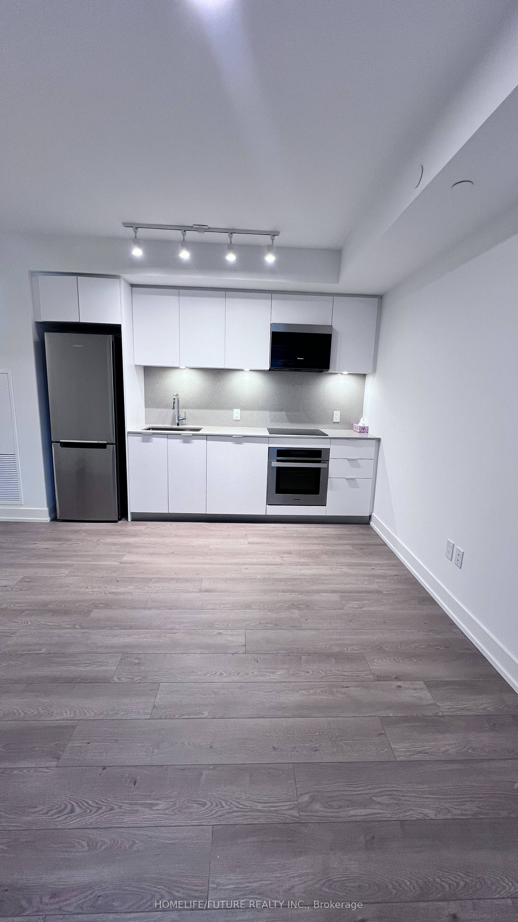 8 Cedarland Drive 826