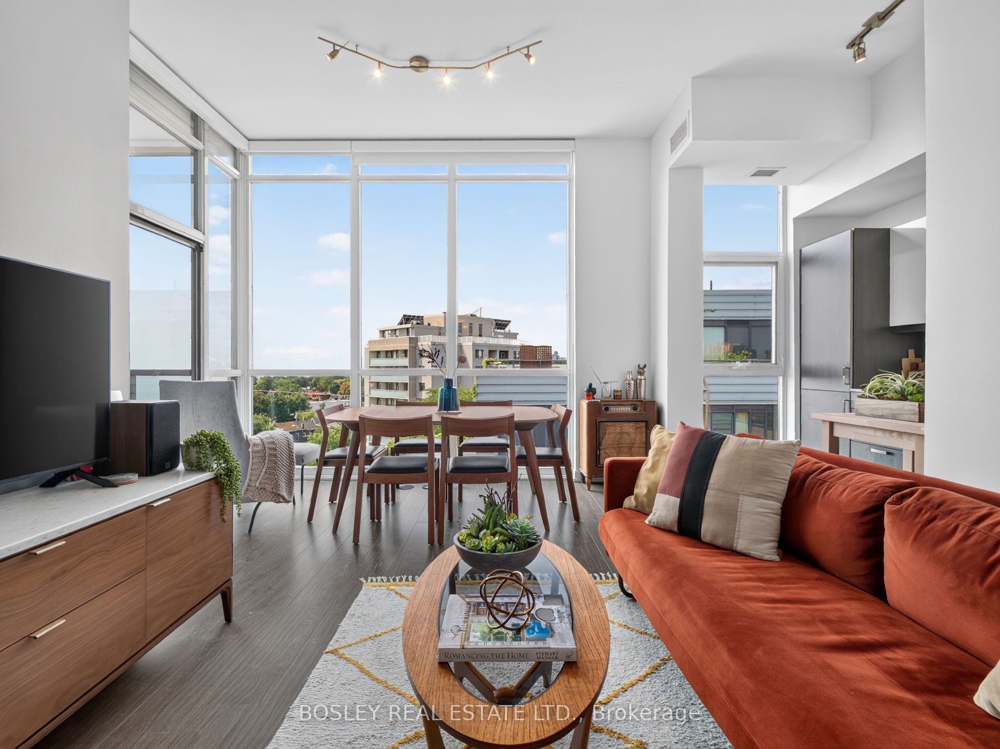 36 Howard Park Avenue 801