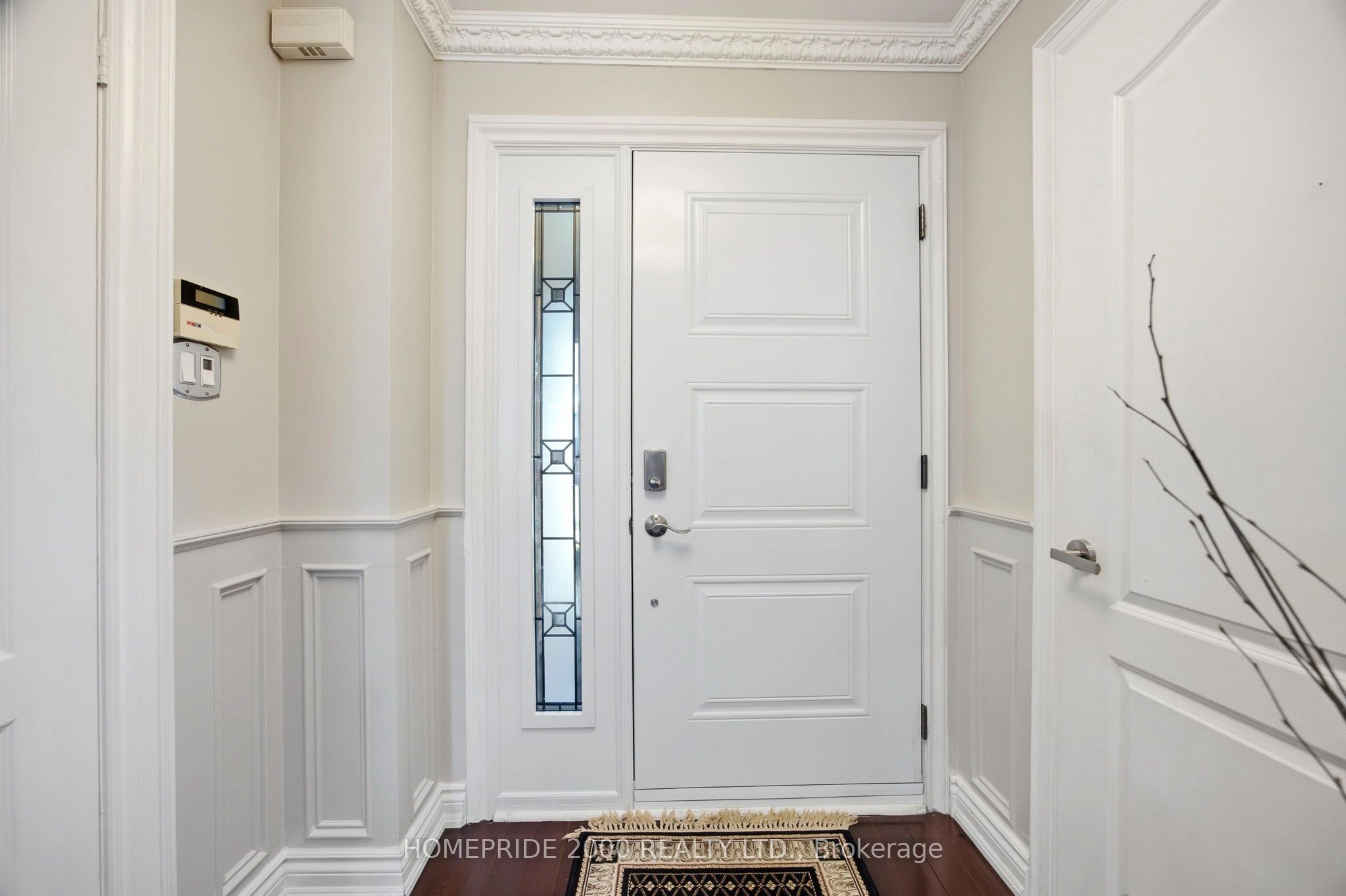 5859 Chalfont Crescent