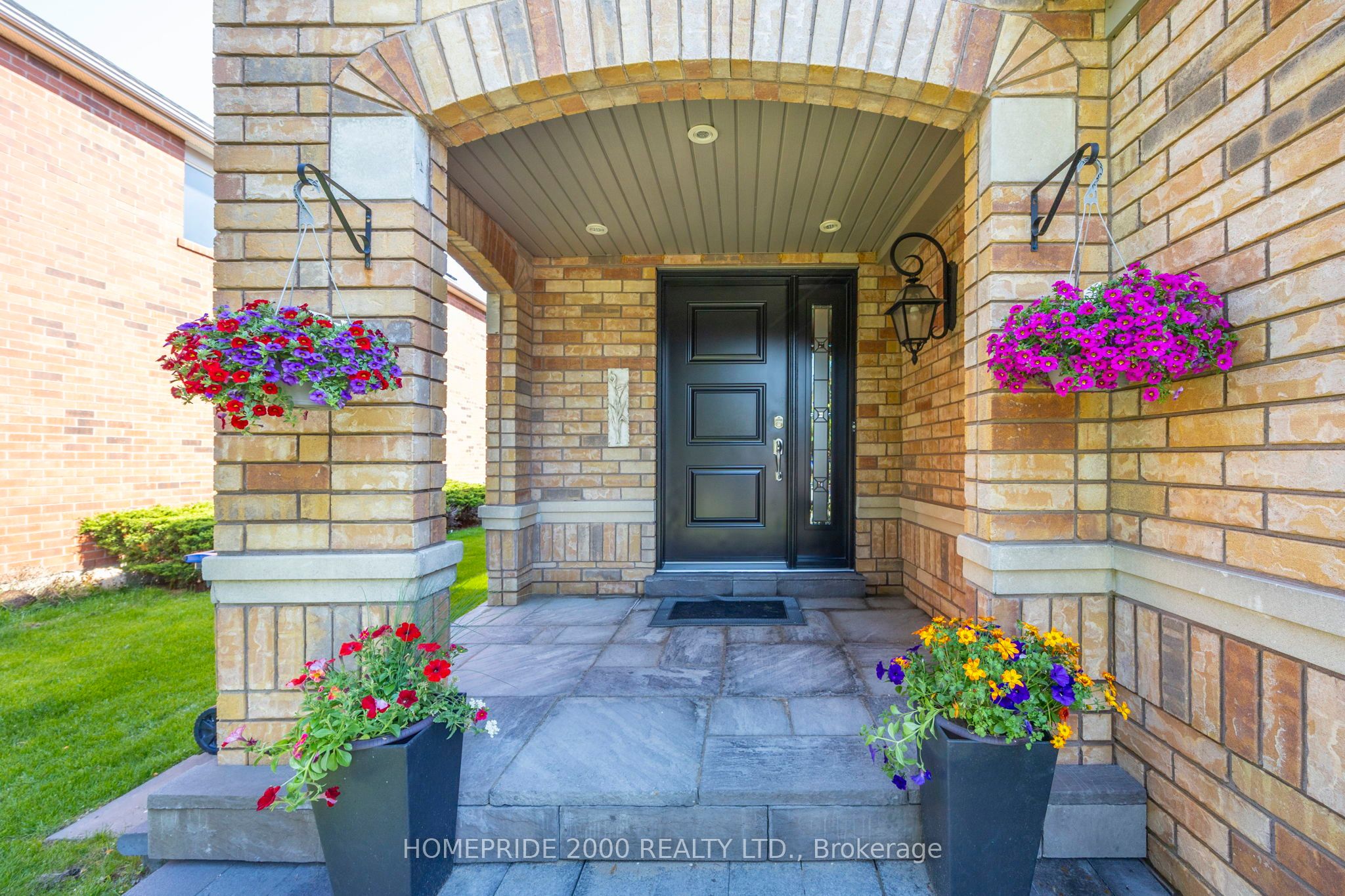 5859 Chalfont Crescent