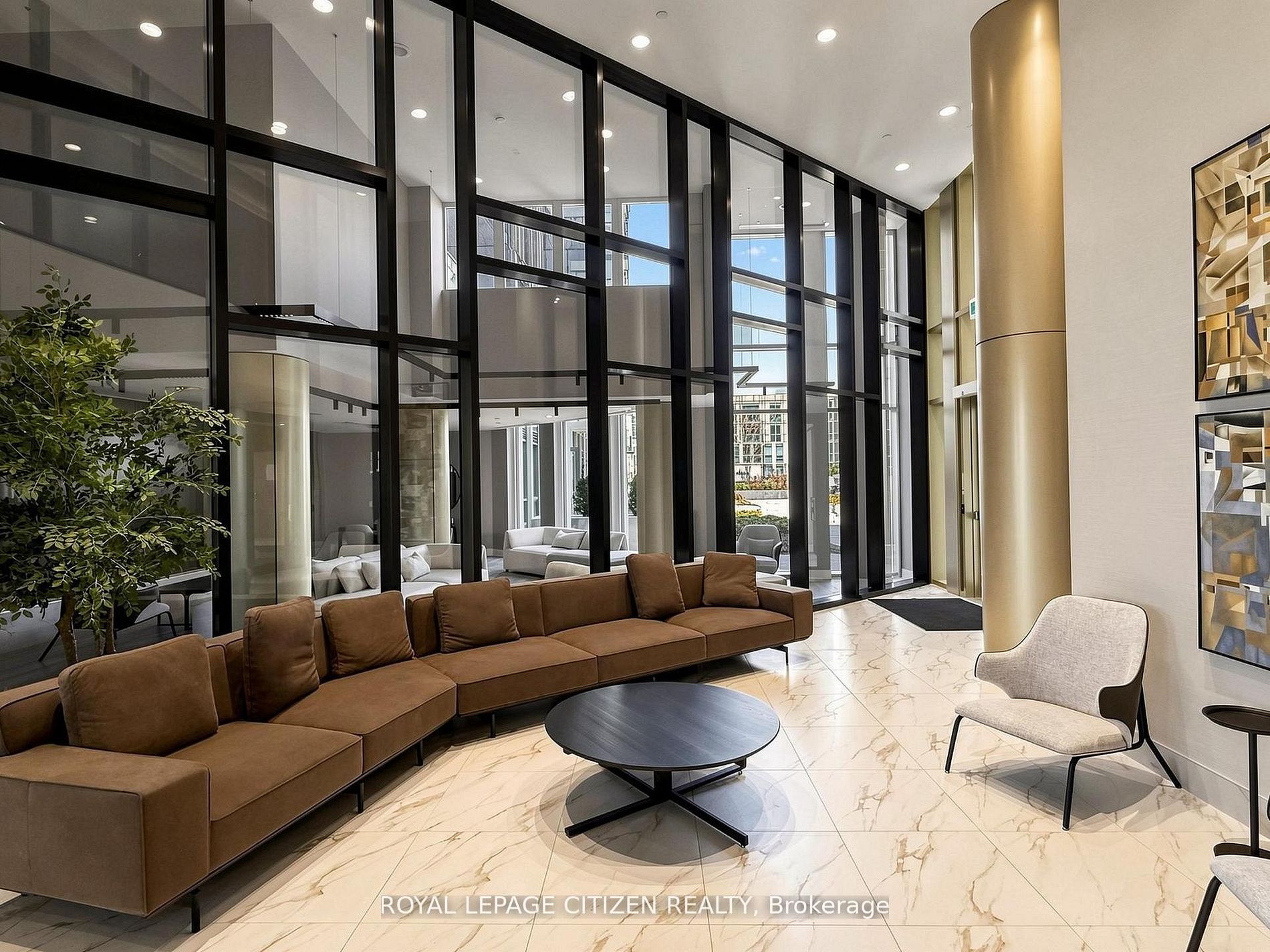 1005 Dundas Avenue 324