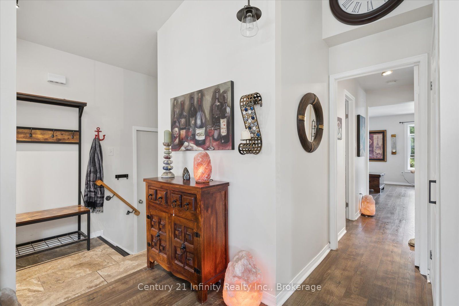 814 Lochness Crescent