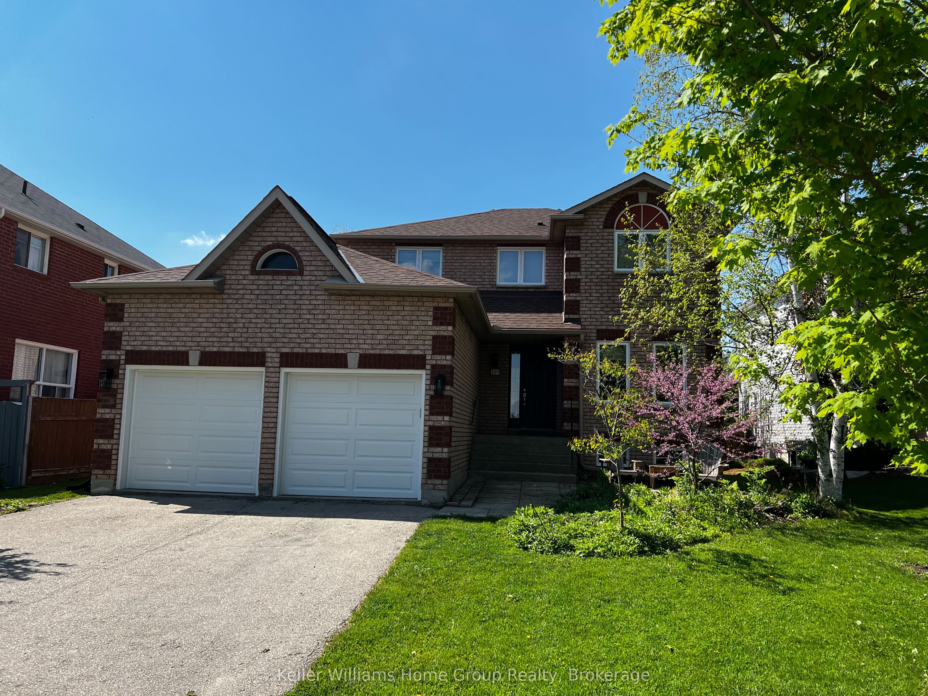 304 Daniel Crescent