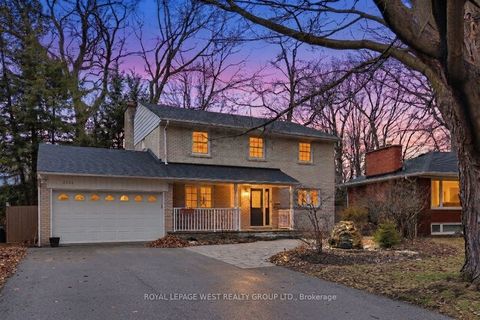 3334 Enniskillen Circle Mississauga ON L5C 2M8