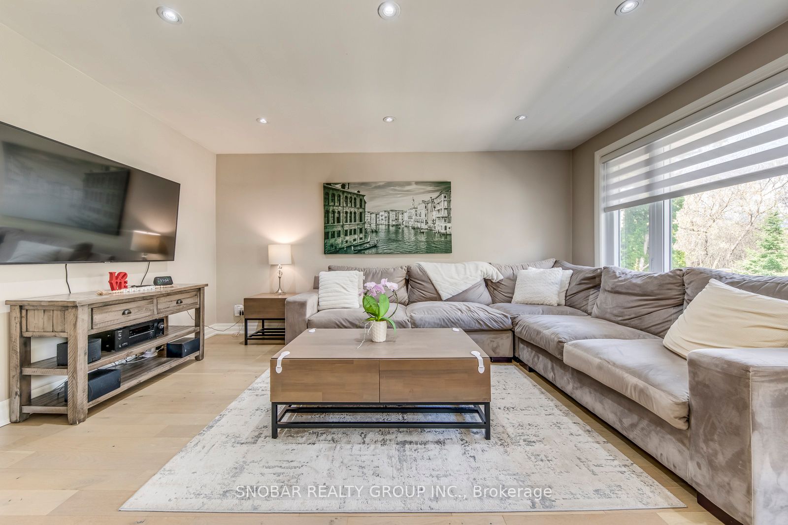 72 Hadrian Drive