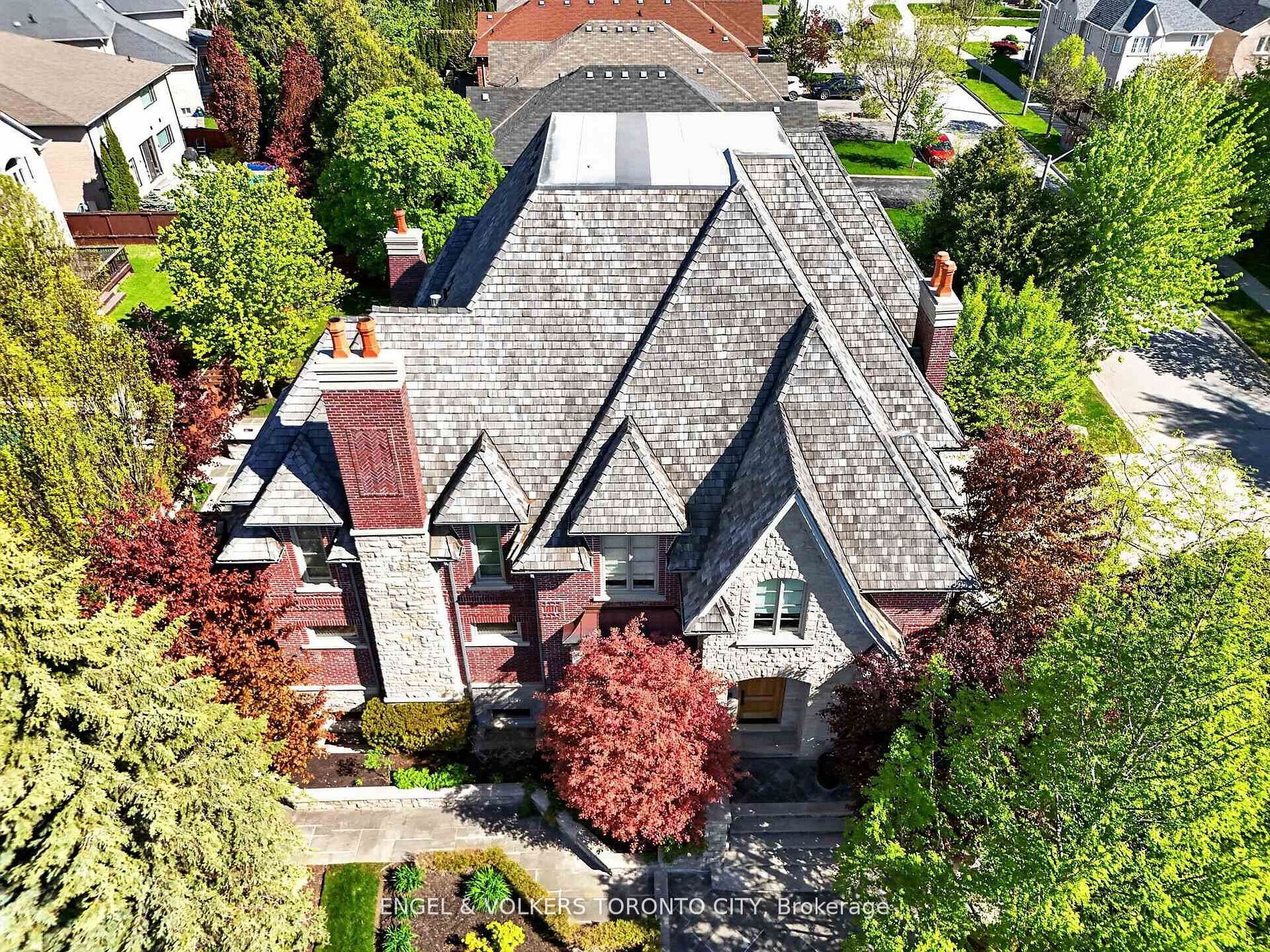 28 Long Hill Drive