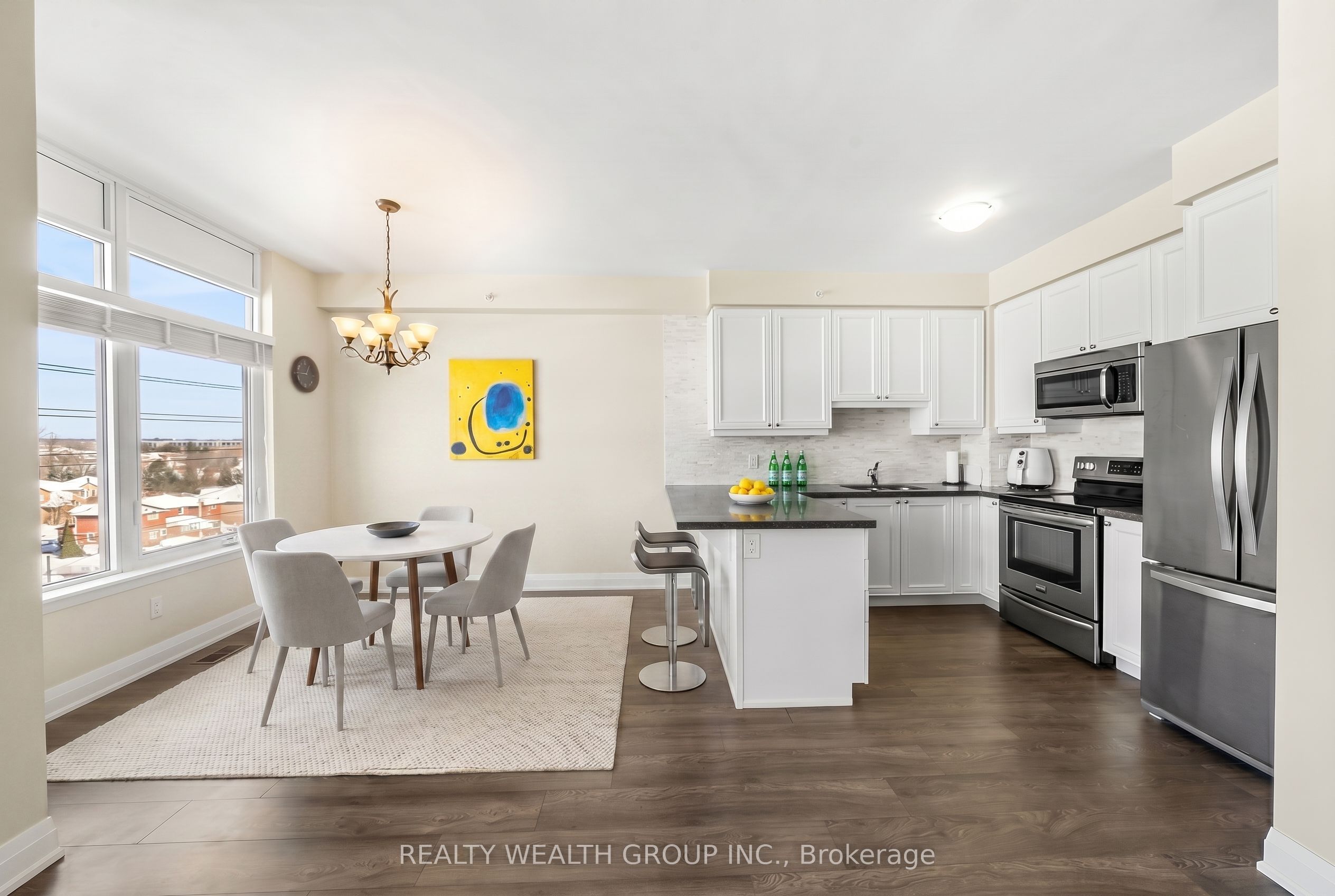 12 Woodstream Boulevard 520