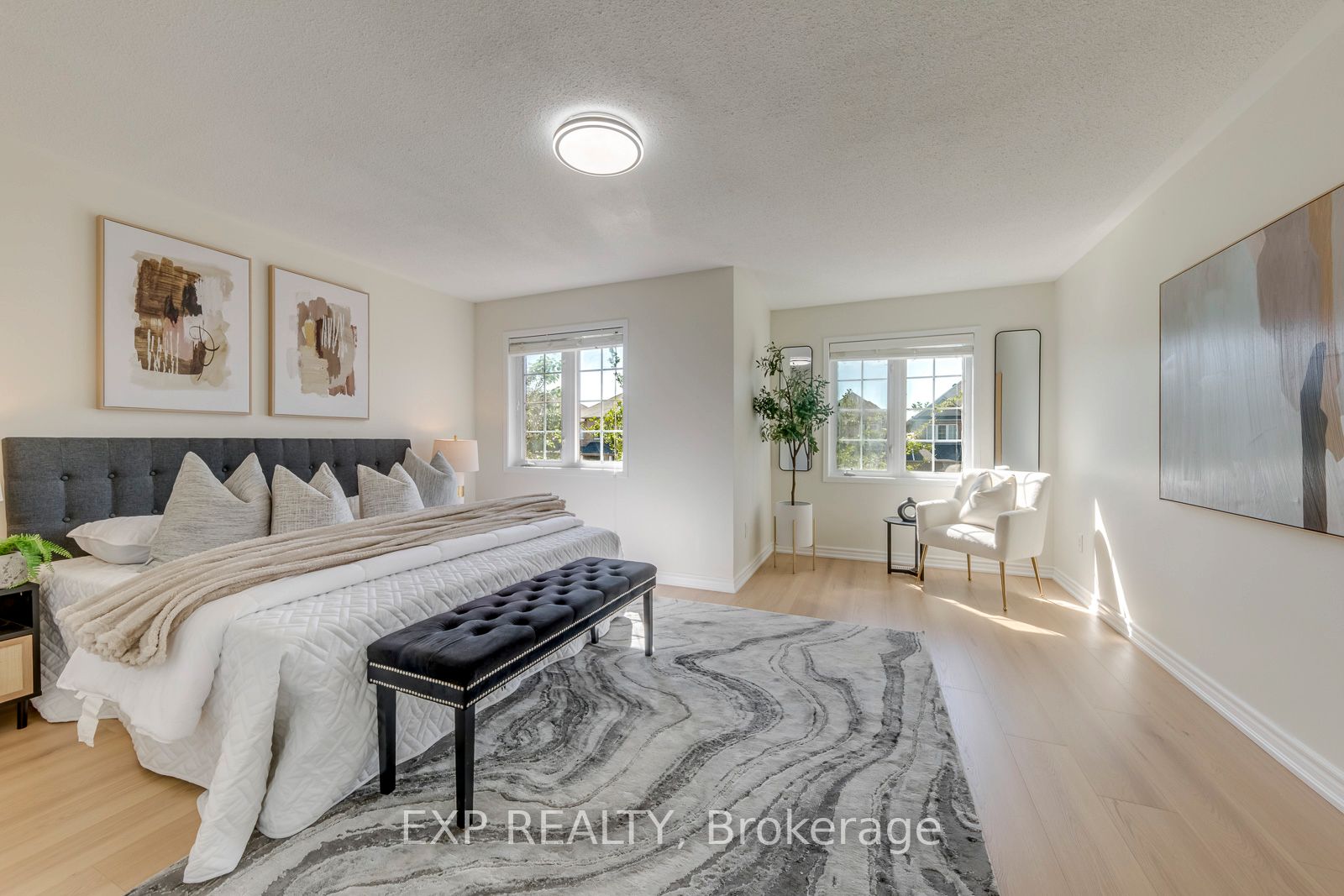 3079 Turbine Crescent