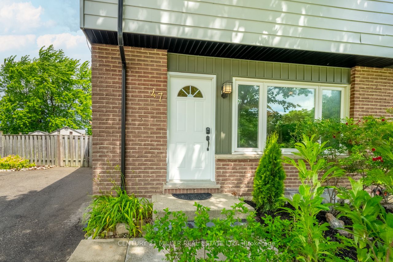 47 Hopewell Crescent
