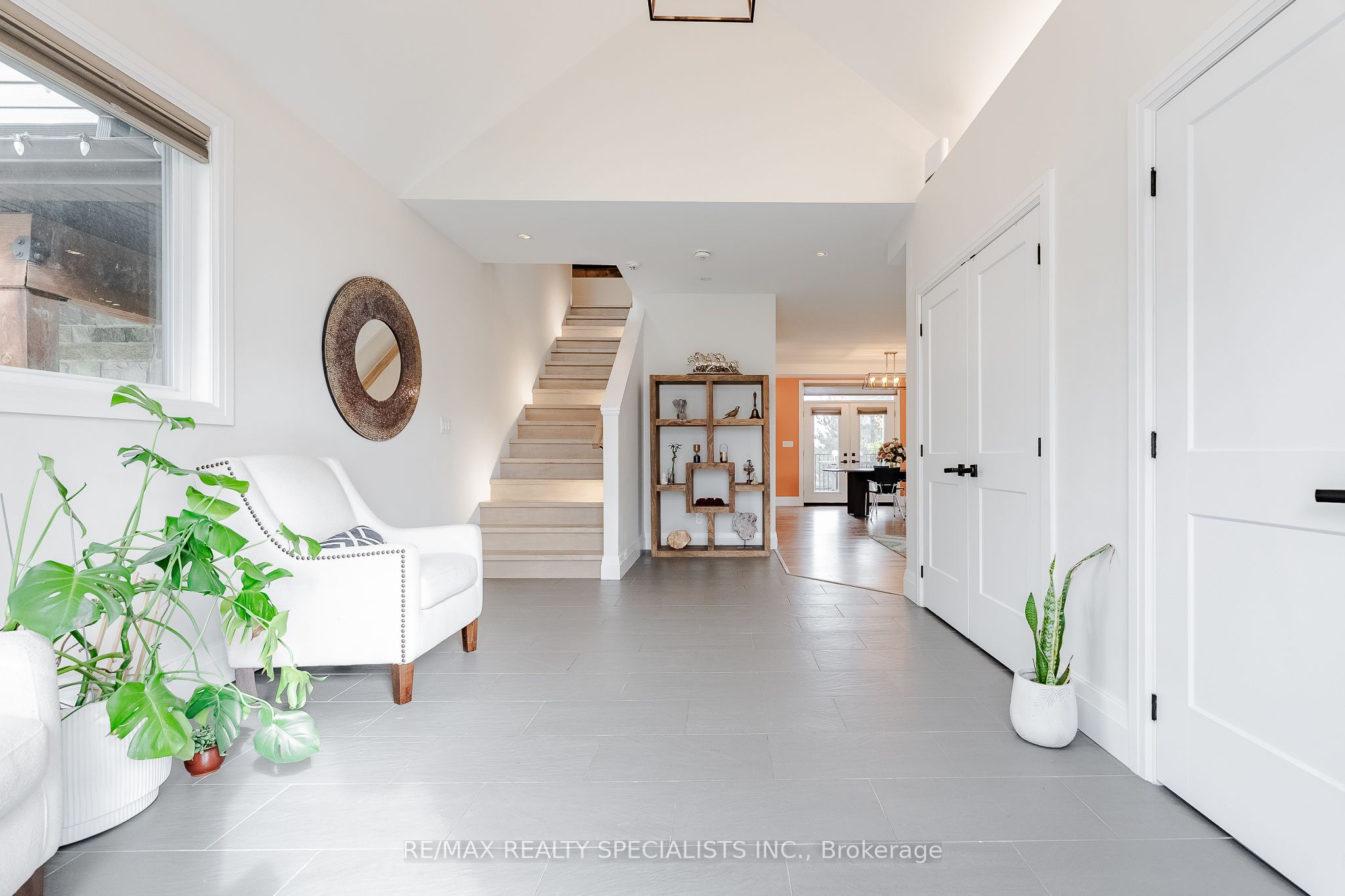 157 Confederation Street