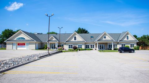 617 King Street N Waterloo ON N2V 2N3