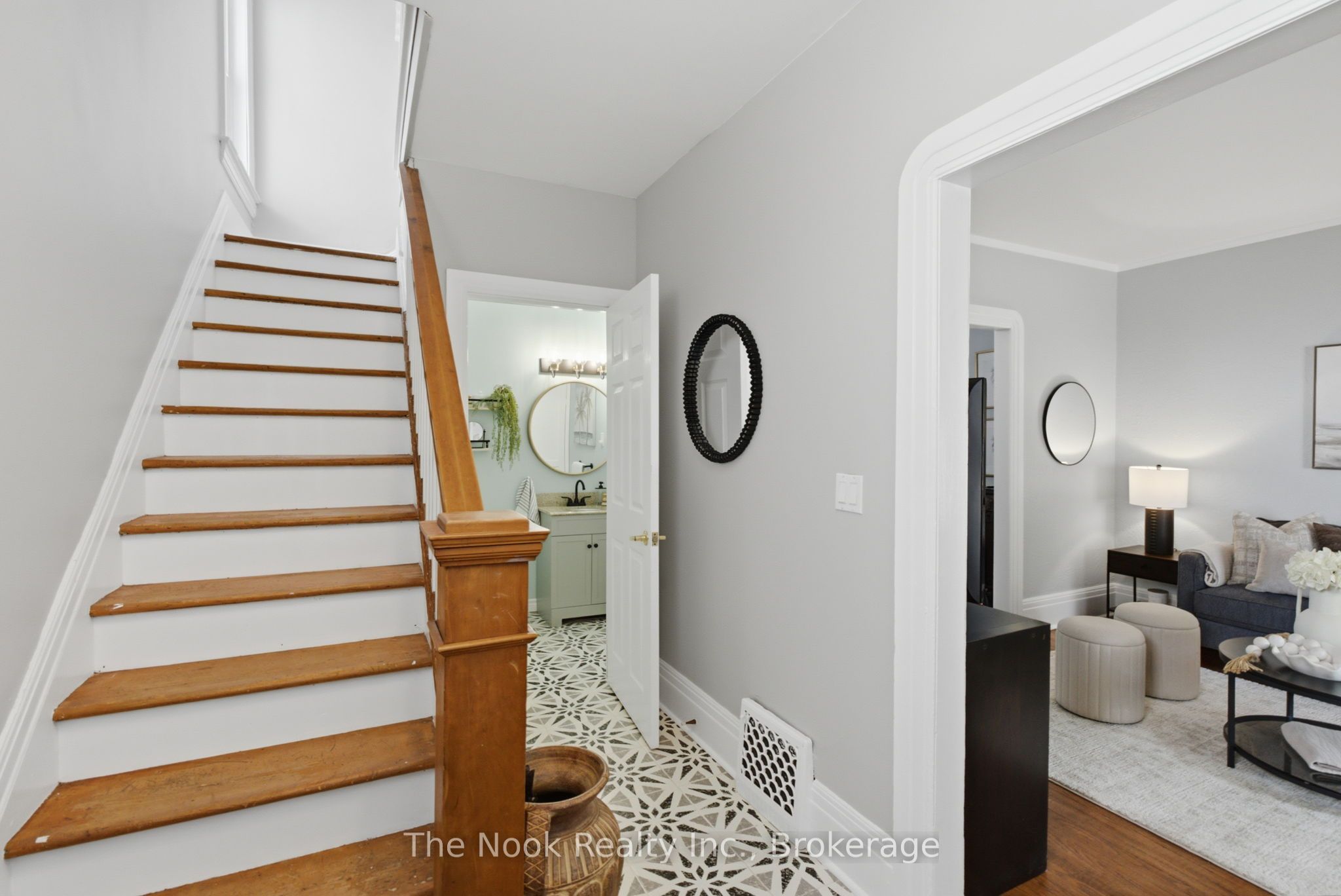 79 Elgin Street W