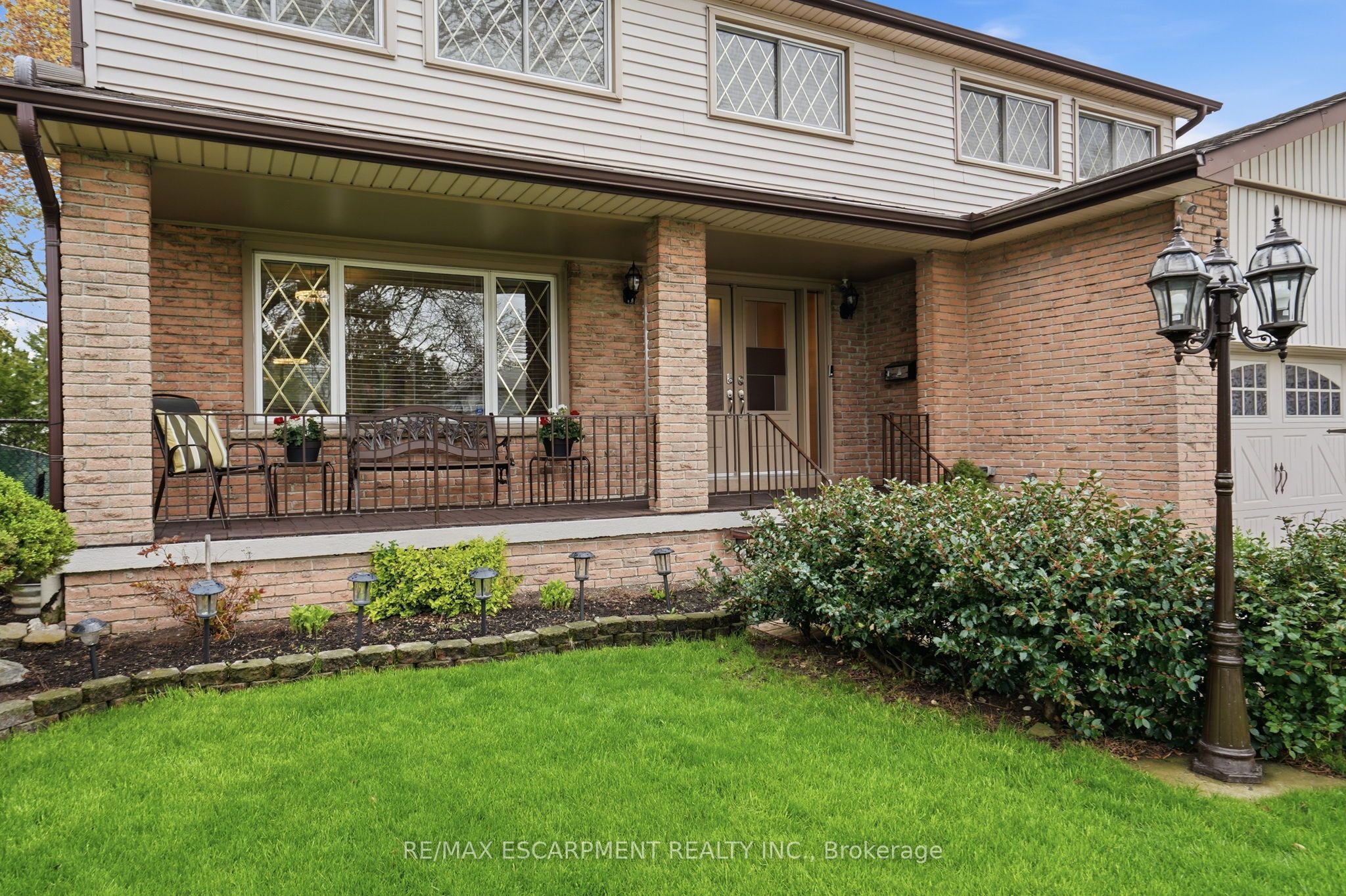 2127 Larabee Court