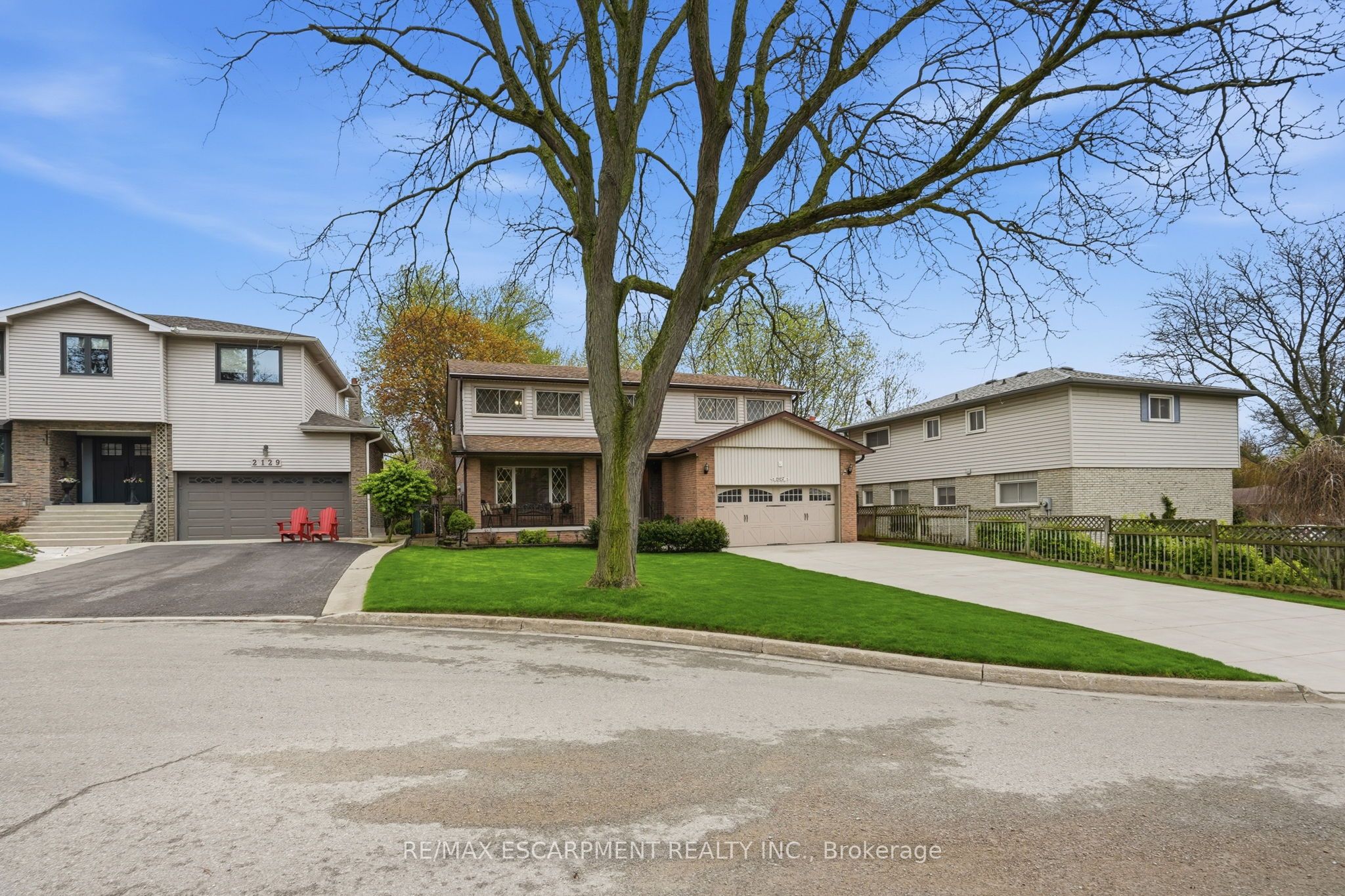 2127 Larabee Court