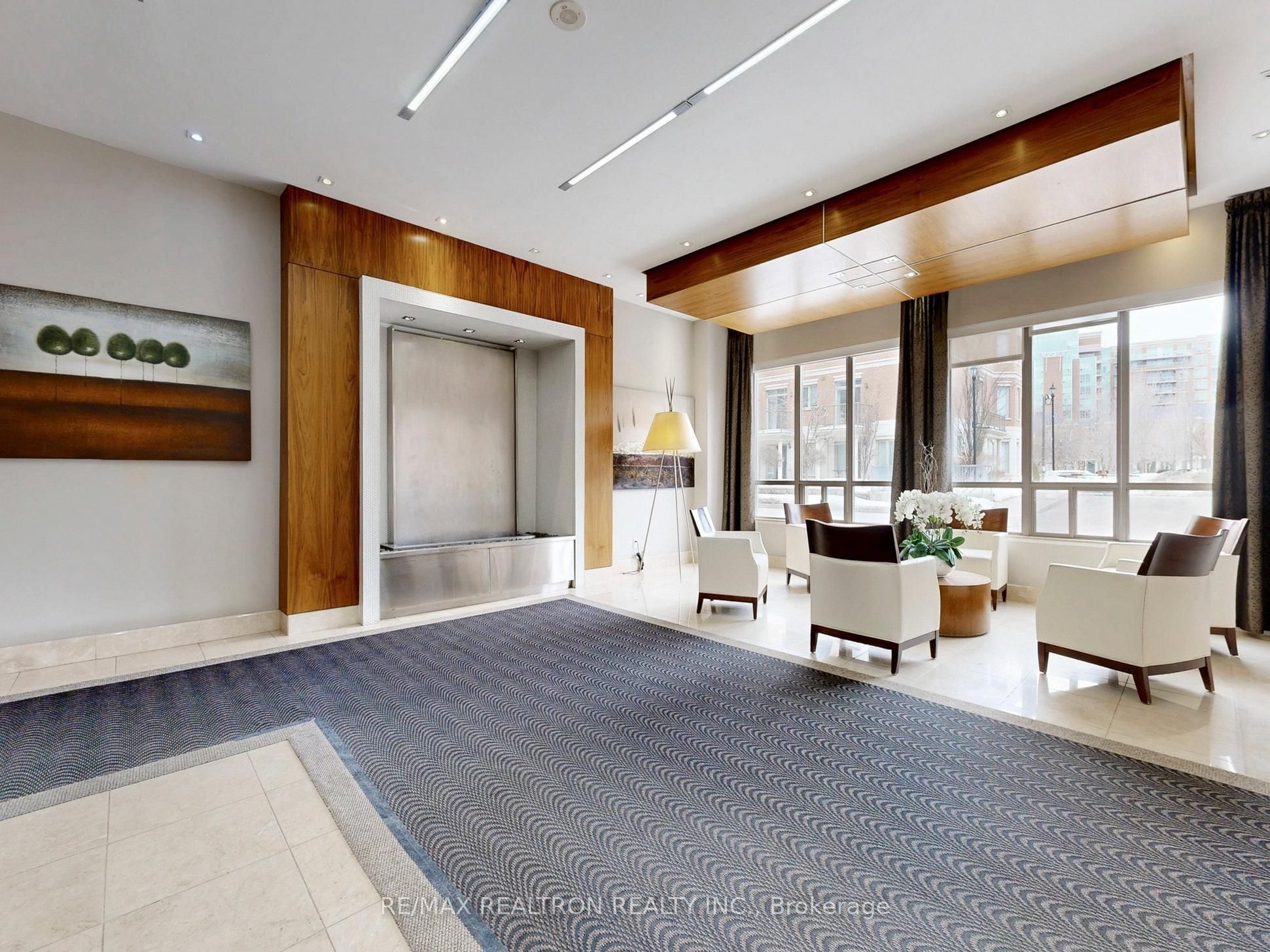 37 Galleria Parkway UPH11