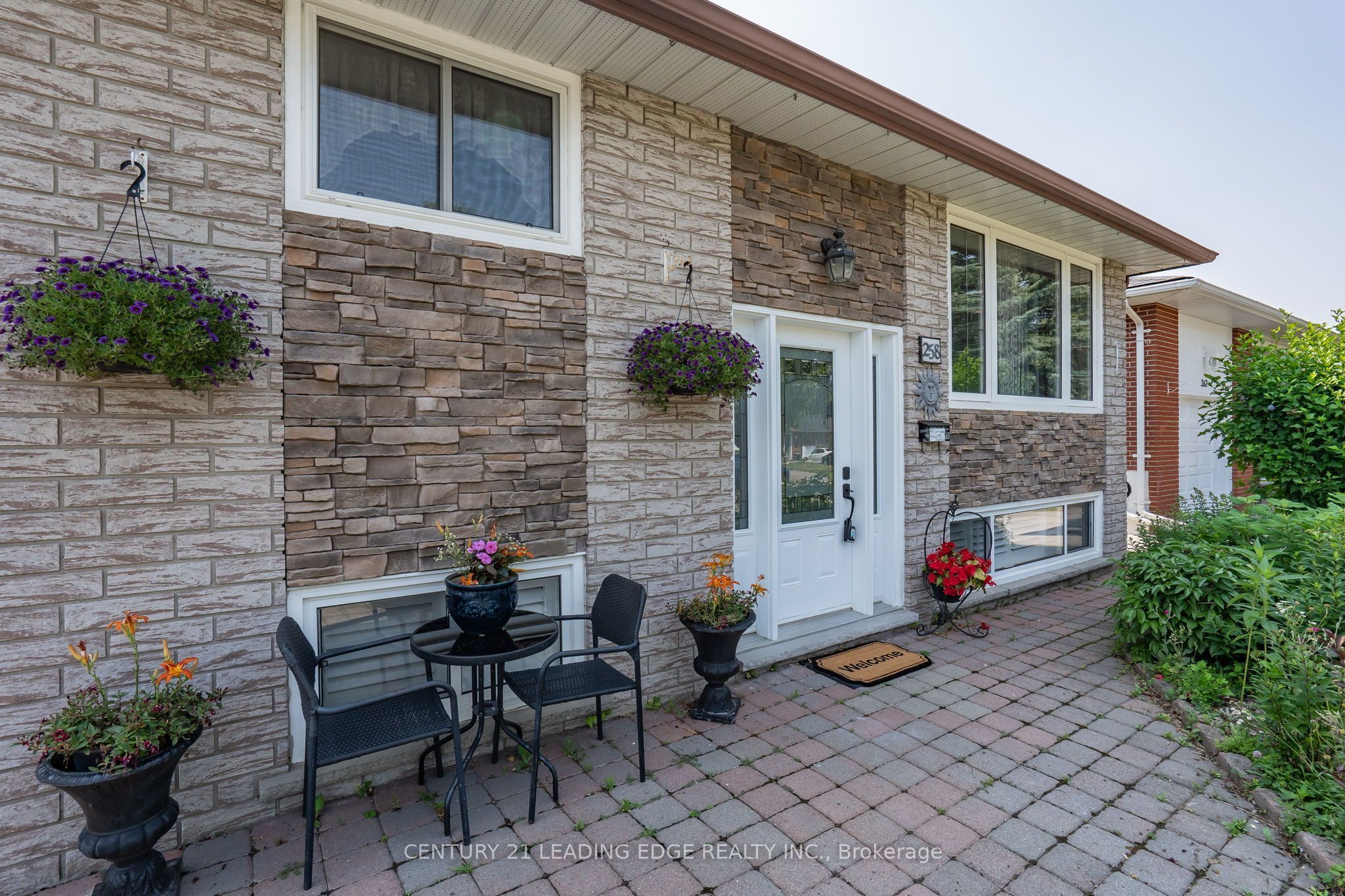 258 Nipigon Street