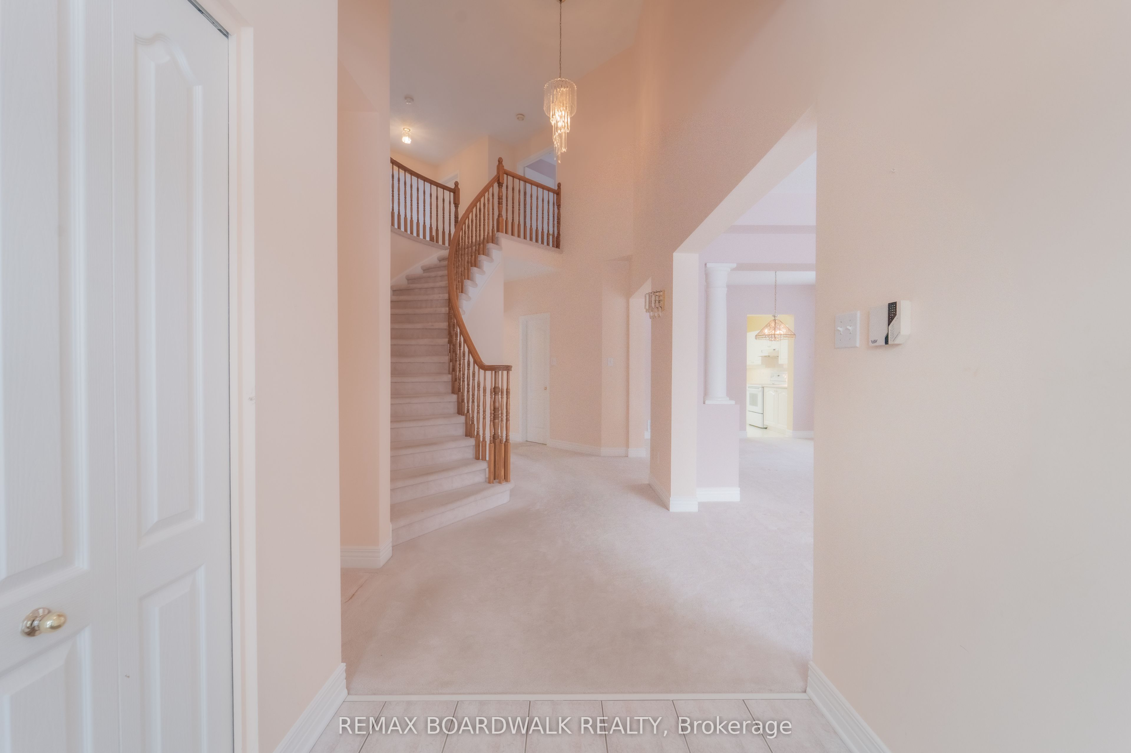 57 Mattawa Crescent