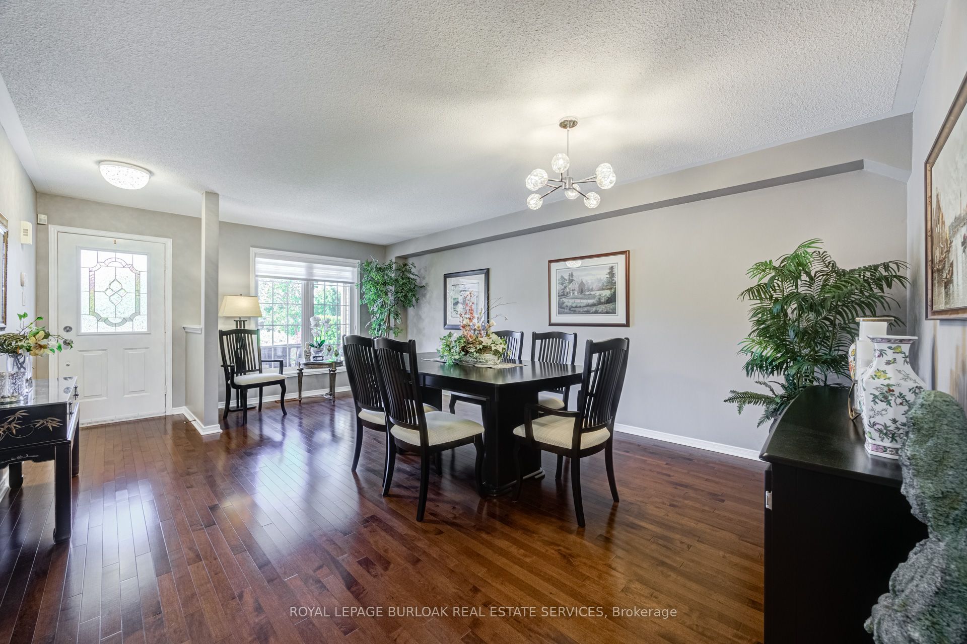2295 Kingfisher Court