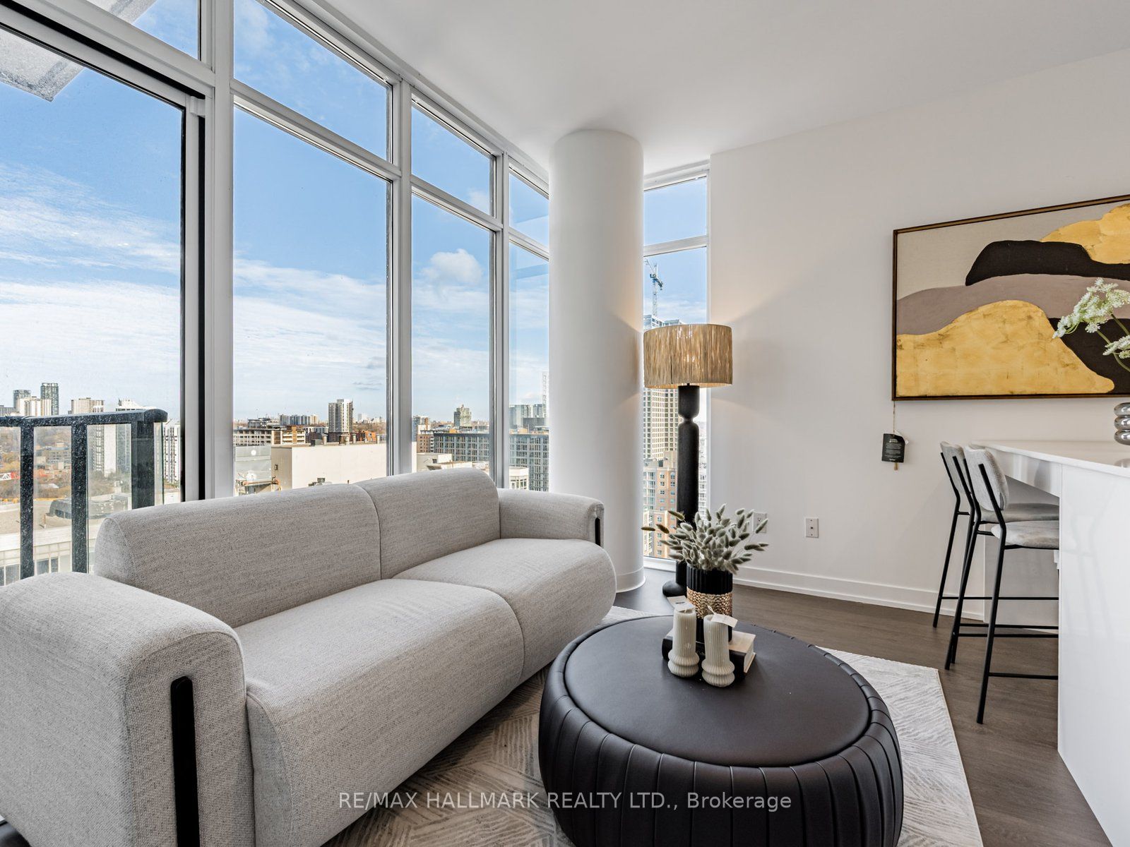 105 George Street 1704