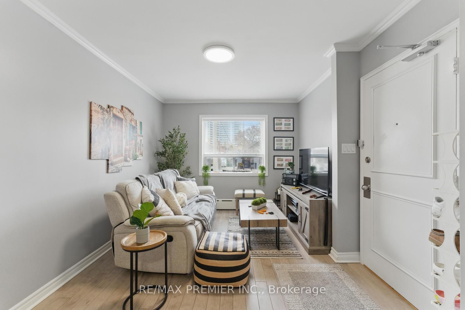 9-11 Bracebridge Avenue