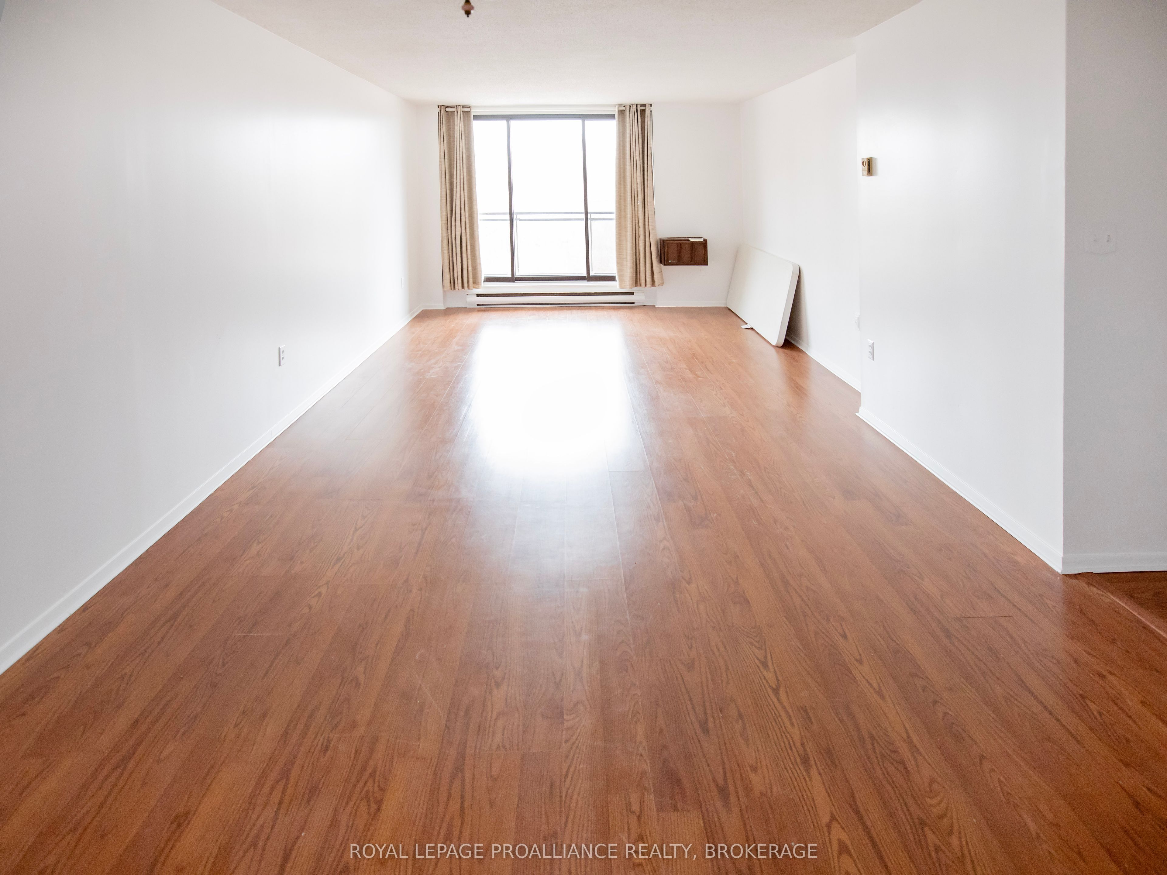 120 Barrett Court 305