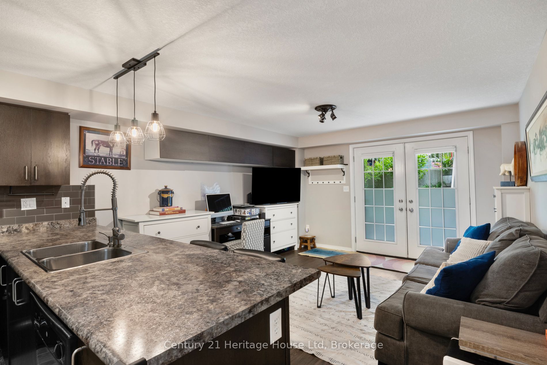 35 Mountford Drive 56