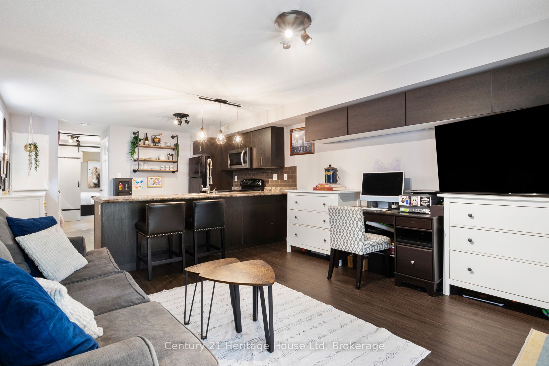 35 Mountford Drive 56