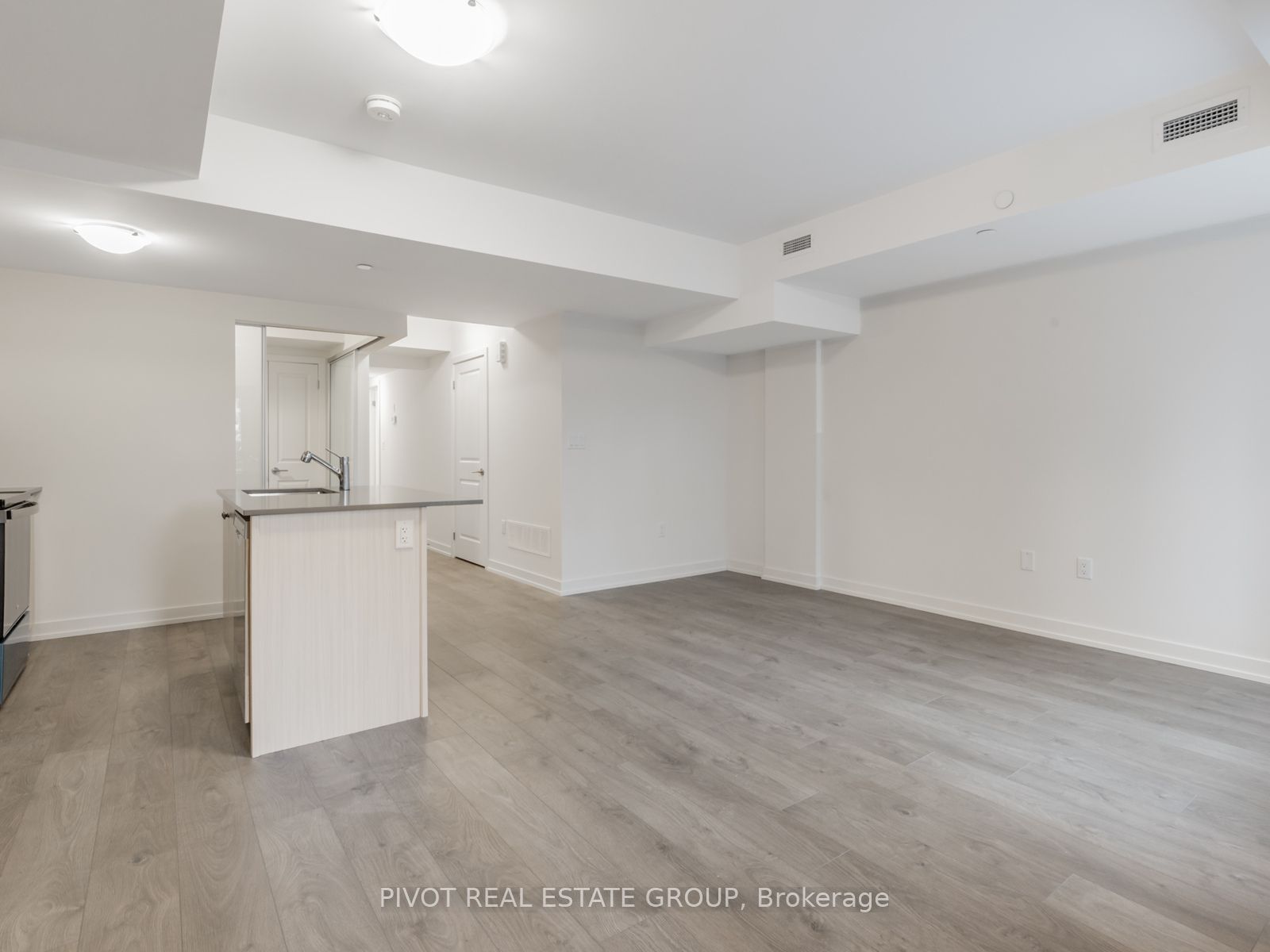 58 Elizabeth Street S 2107