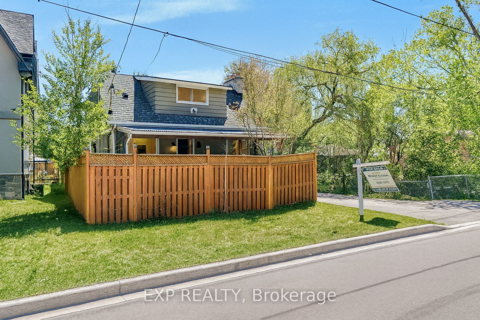 1331 St. James Avenue