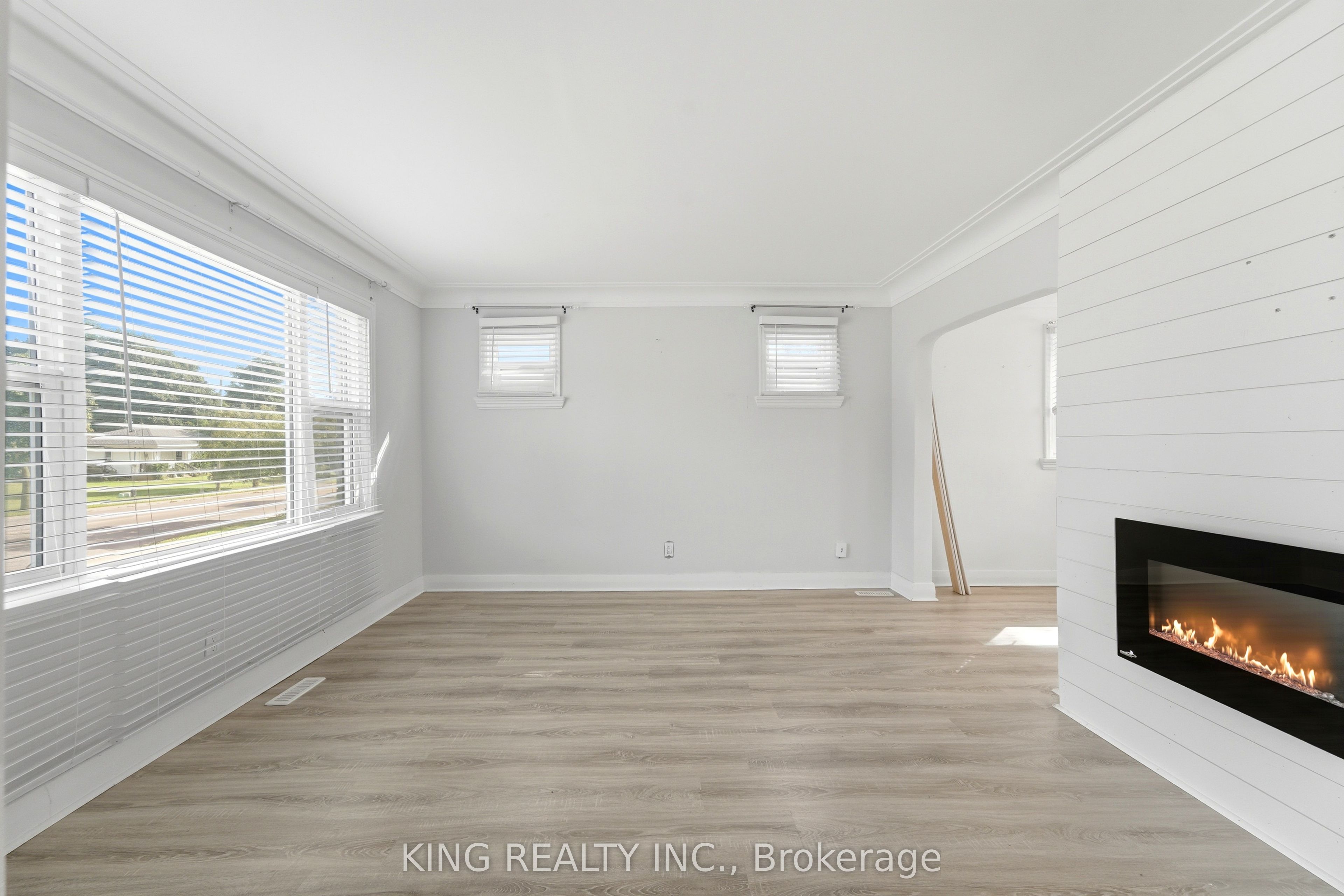 75 Tollgate Road