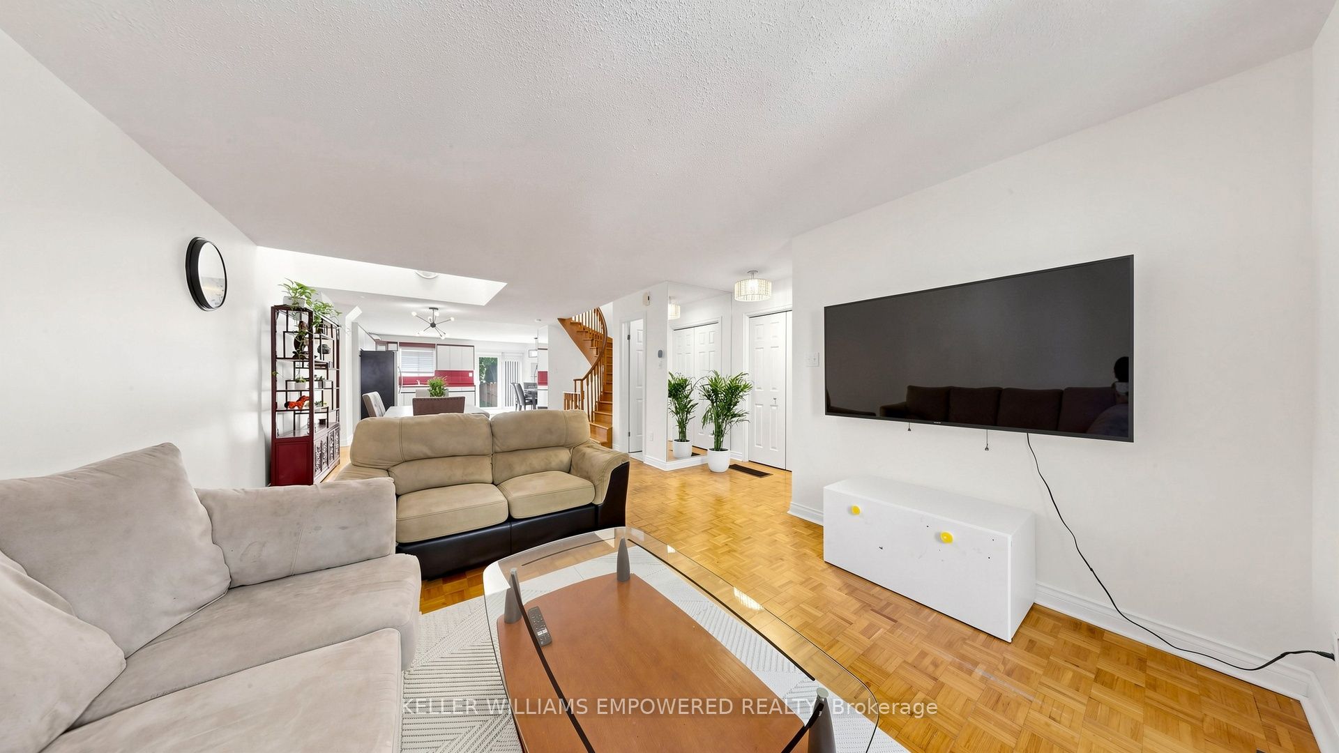156A Dowling Avenue