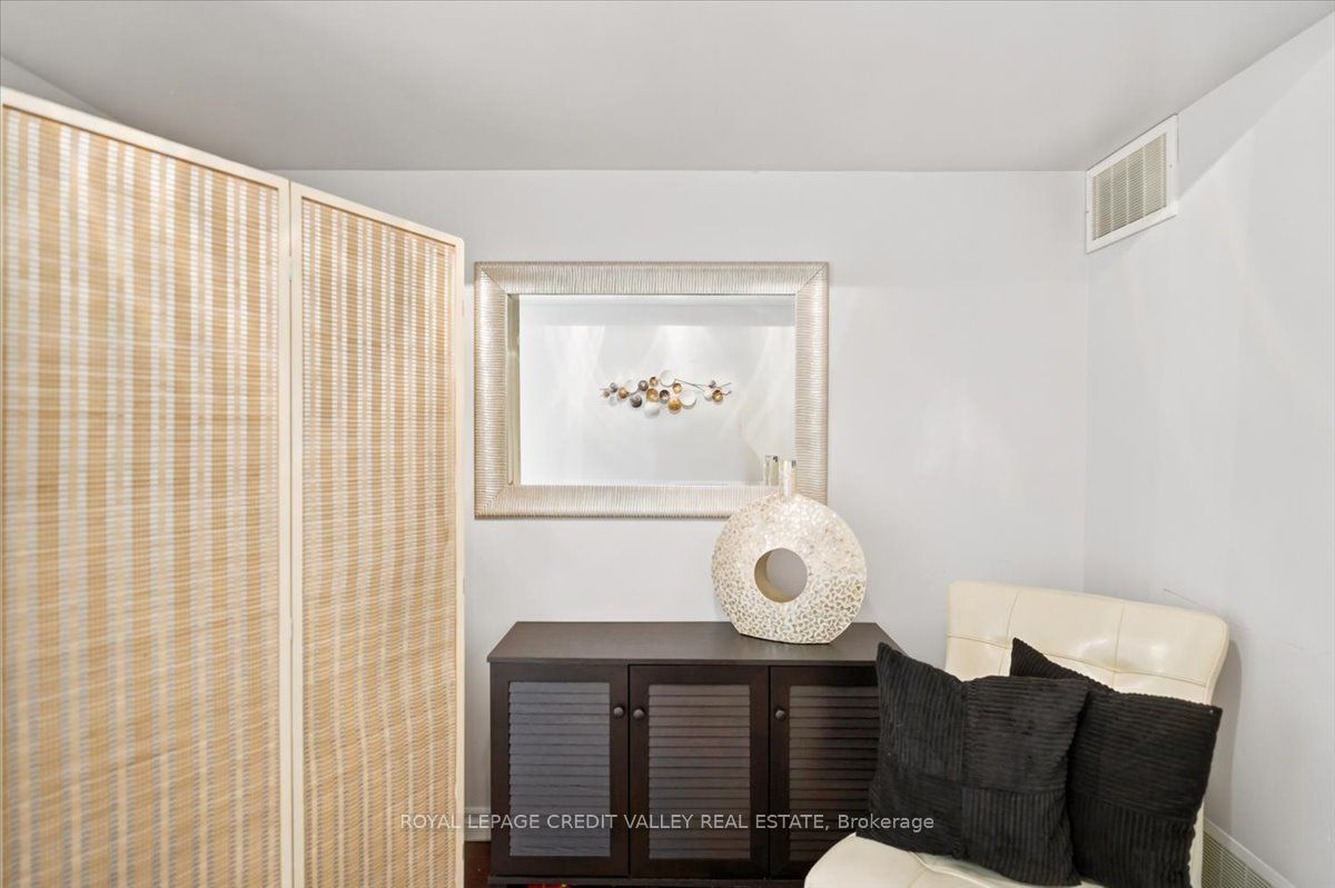 1250 St. Martins Drive 55