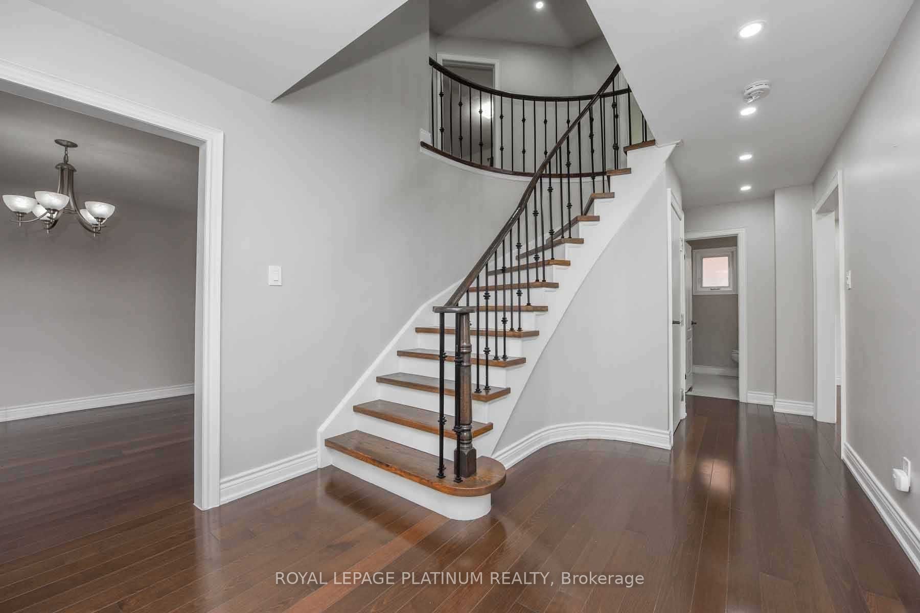 63 Lord Simcoe Drive