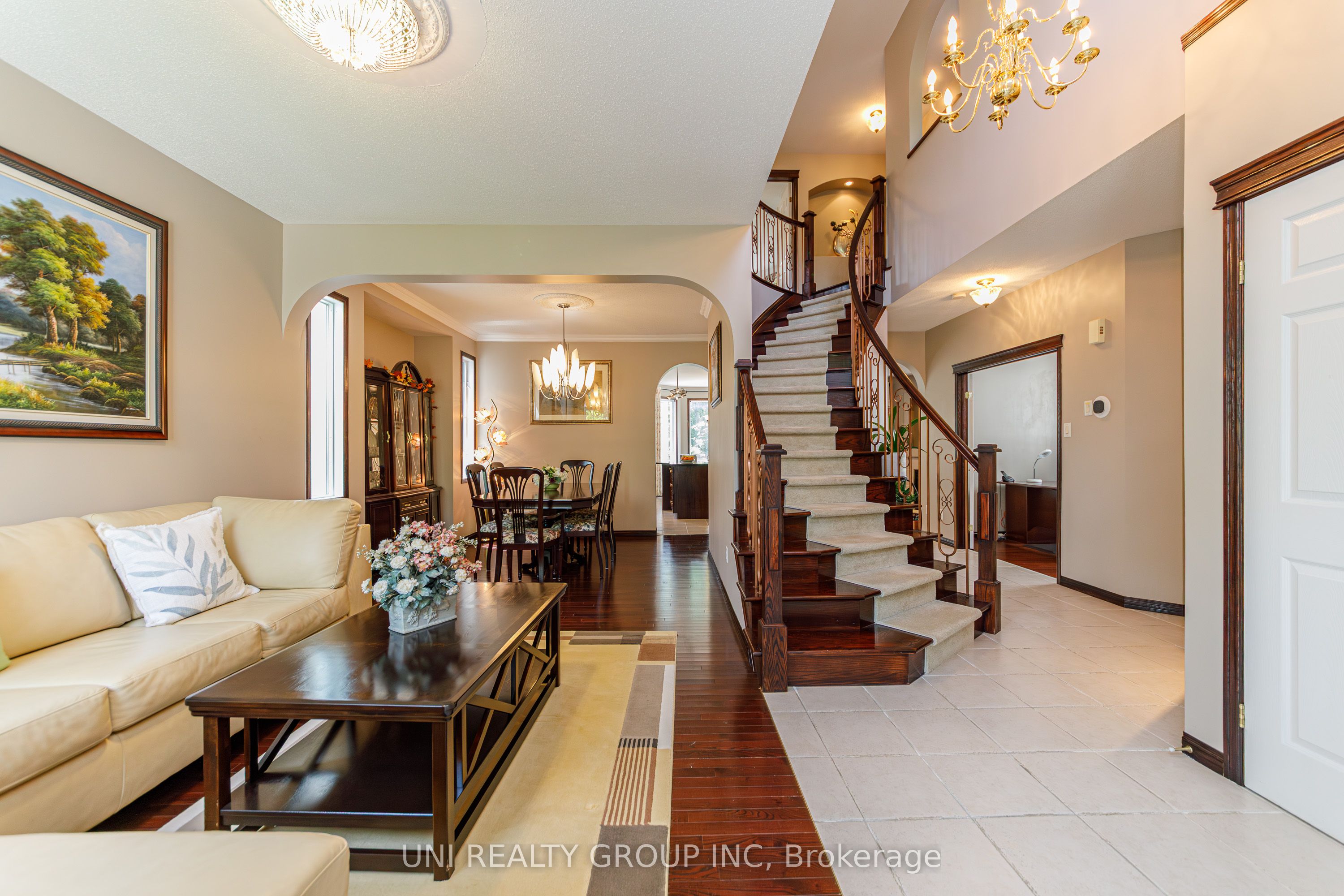 11 LANGFORD Crescent