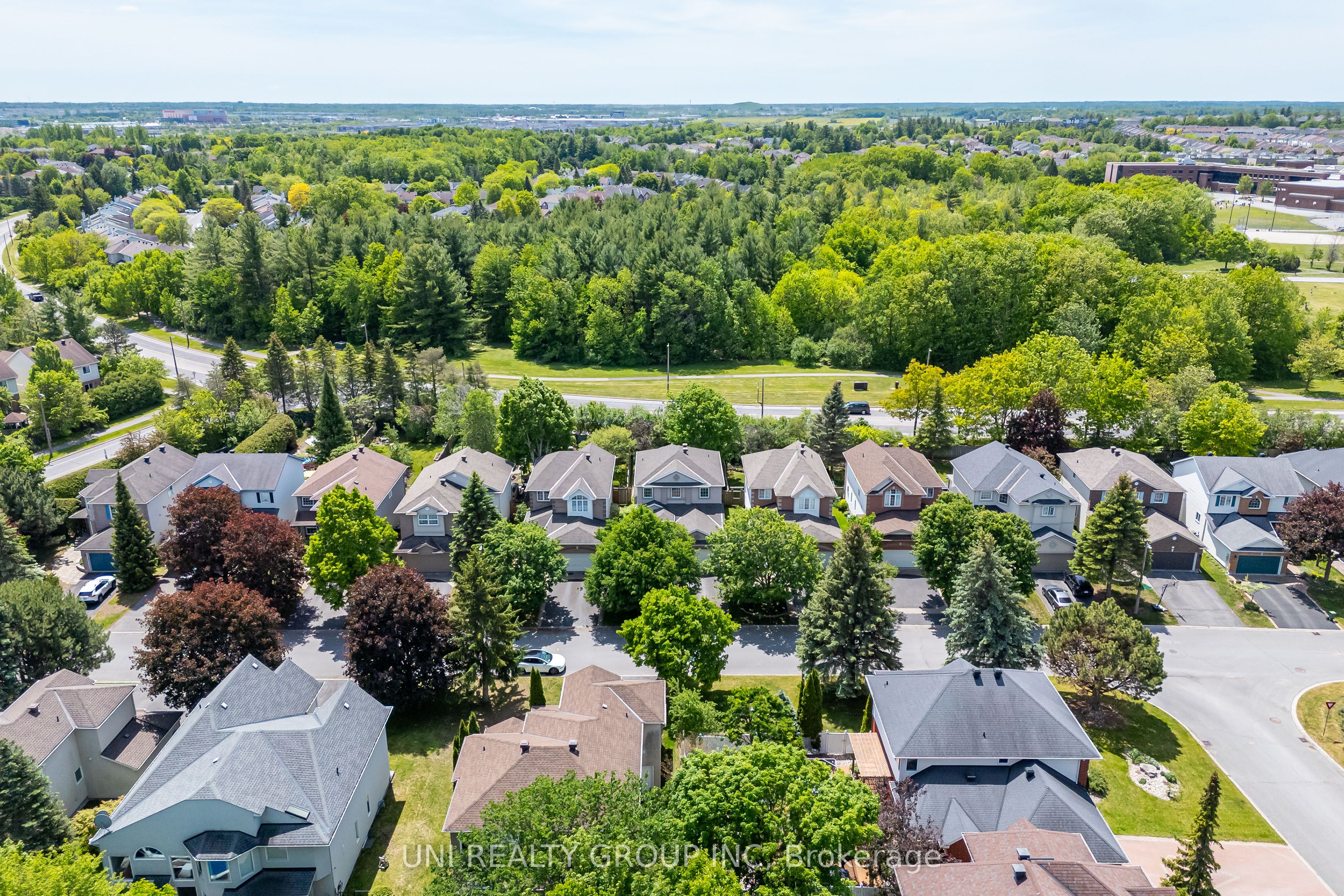 11 LANGFORD Crescent