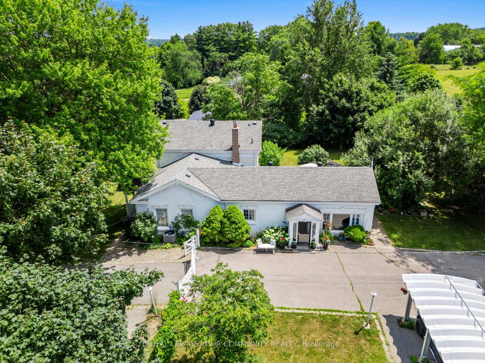 152 Confederation Street