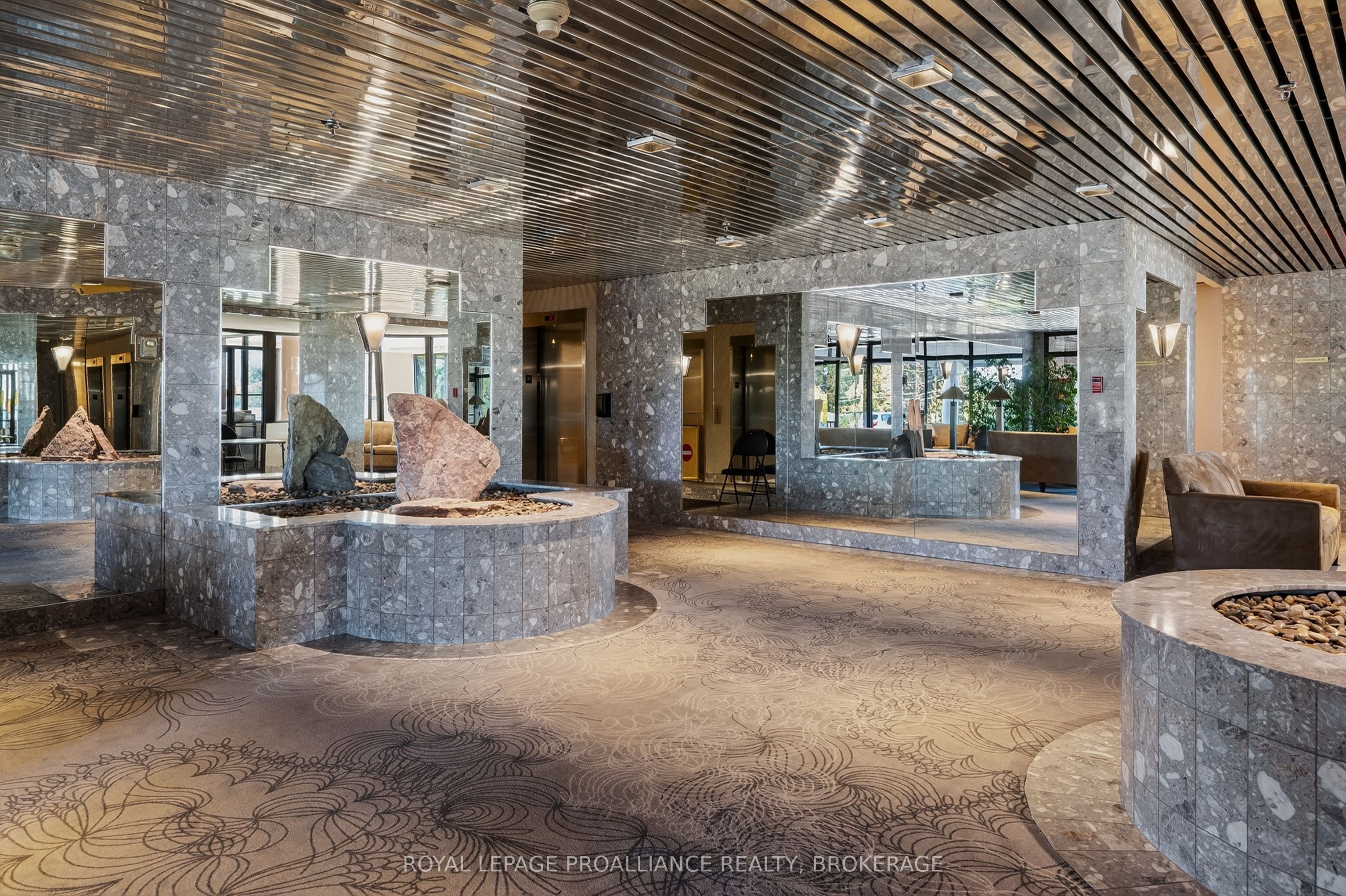 1000 King Street W 701