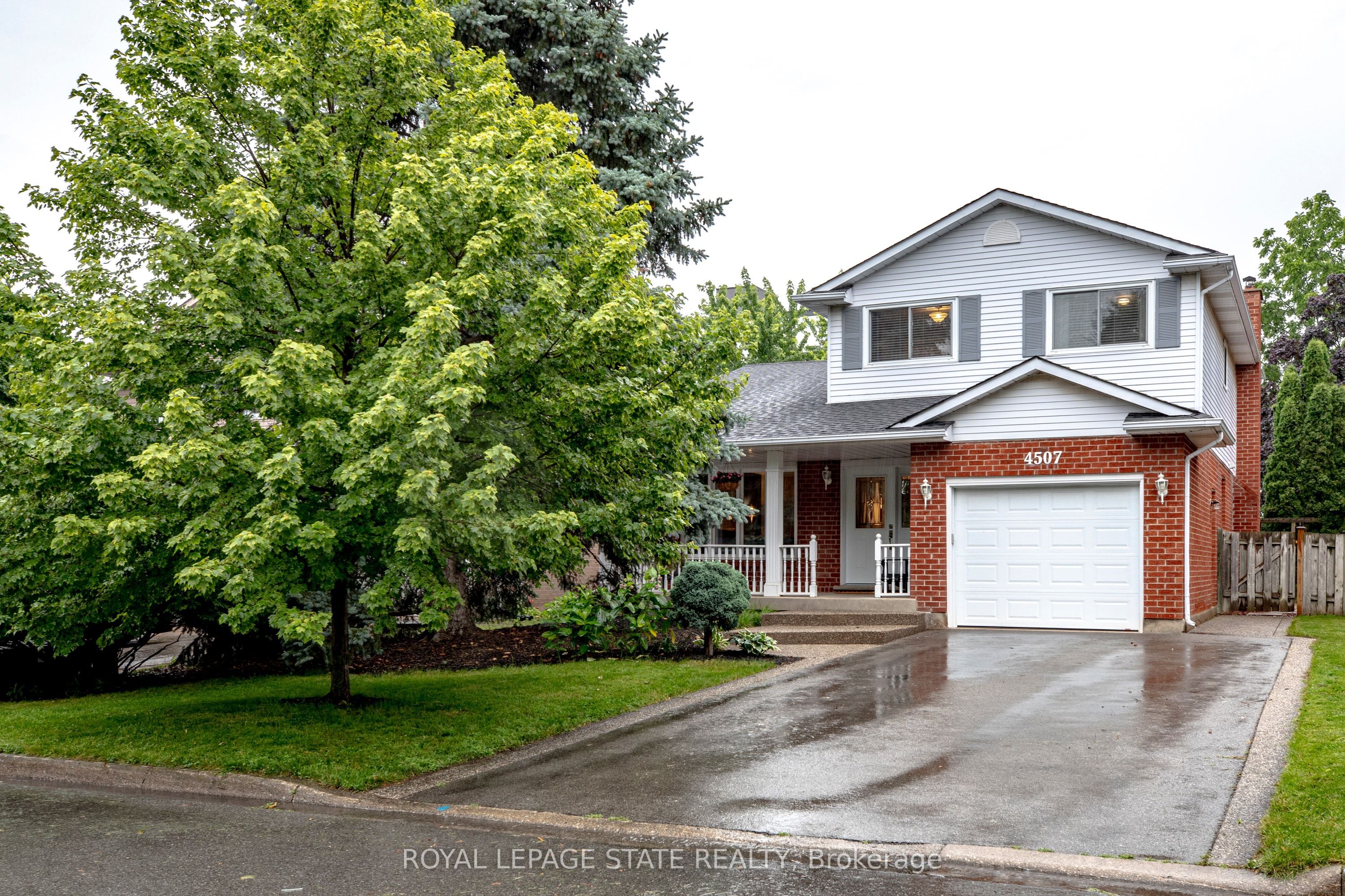 4507 Ivy Gardens Crescent