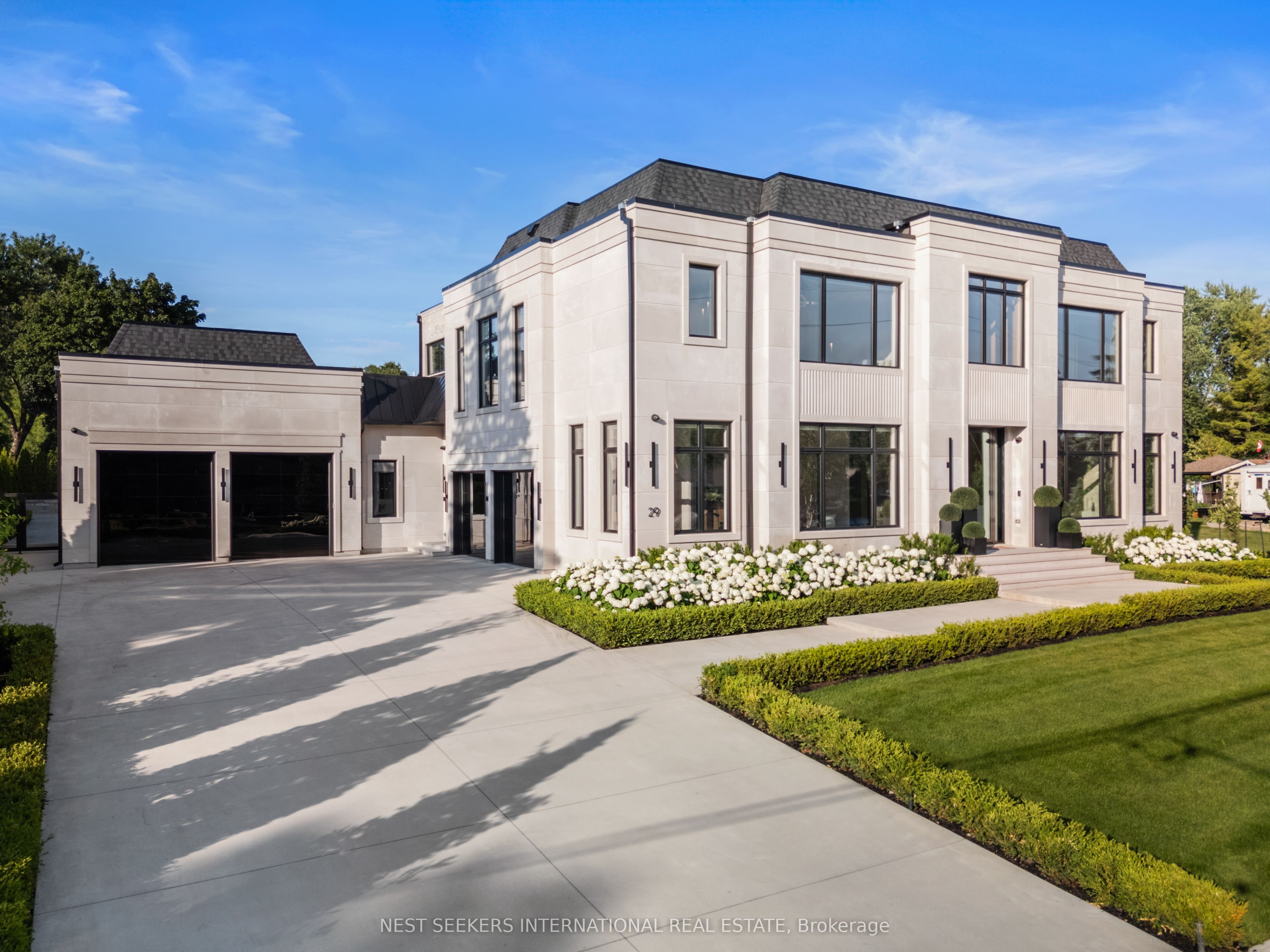 29 Greenside Drive