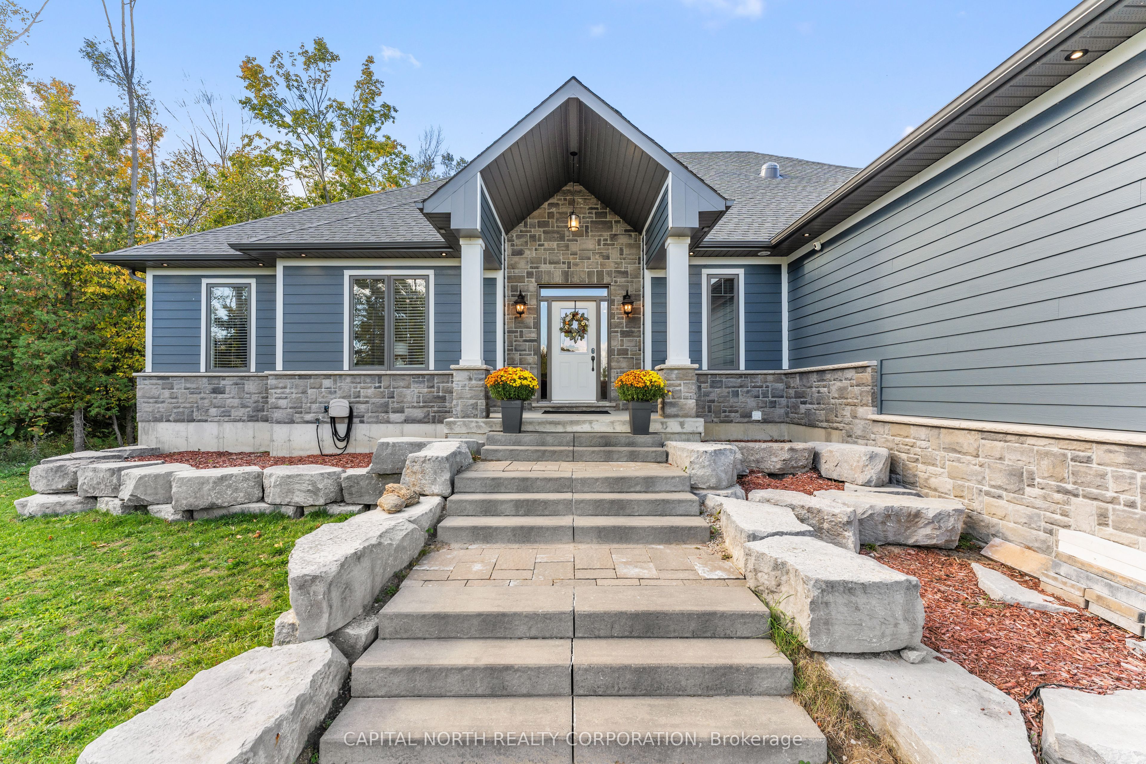 3496 Crescent Harbour Road