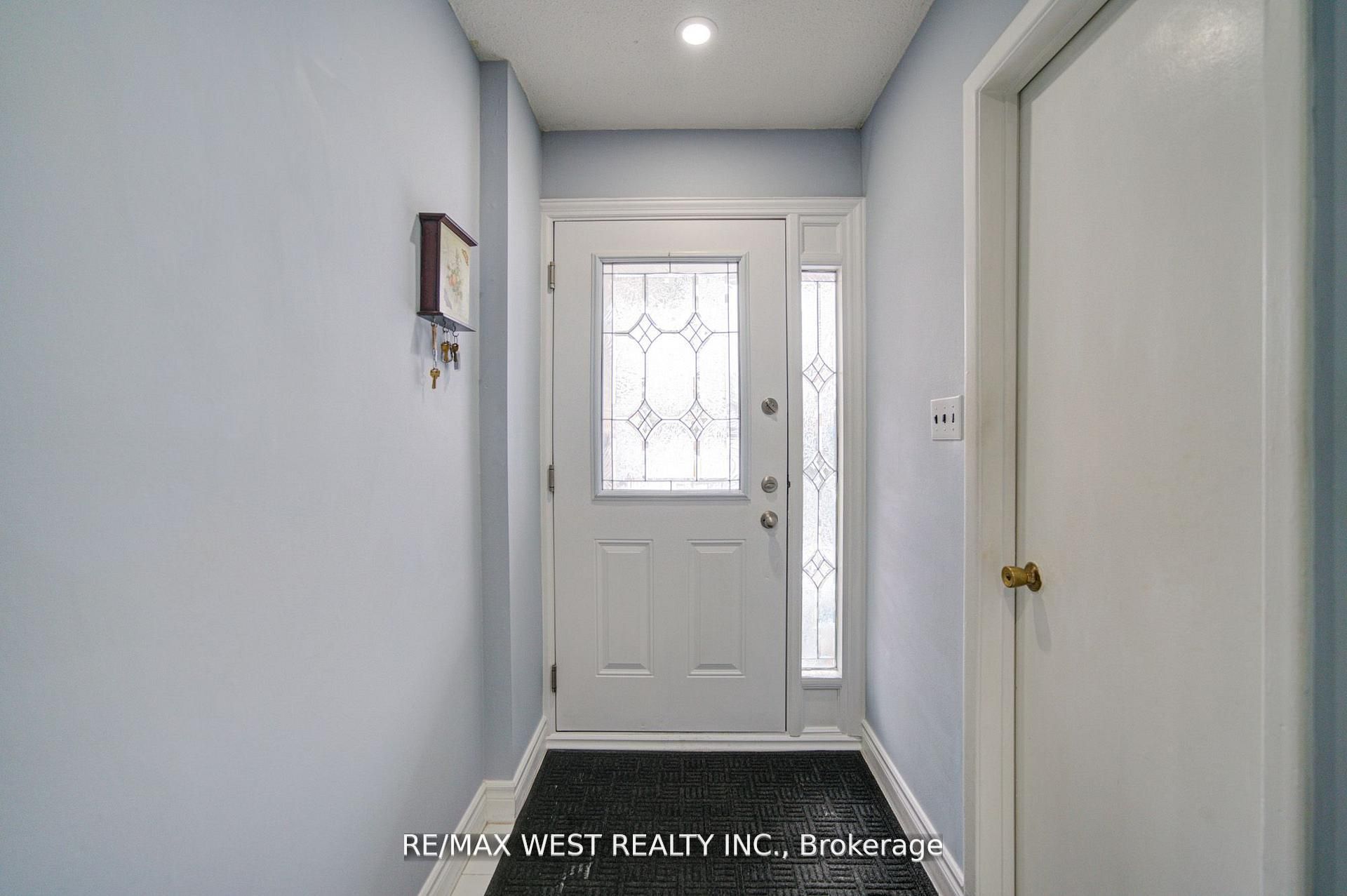 3525 Brandon Gate Drive 71