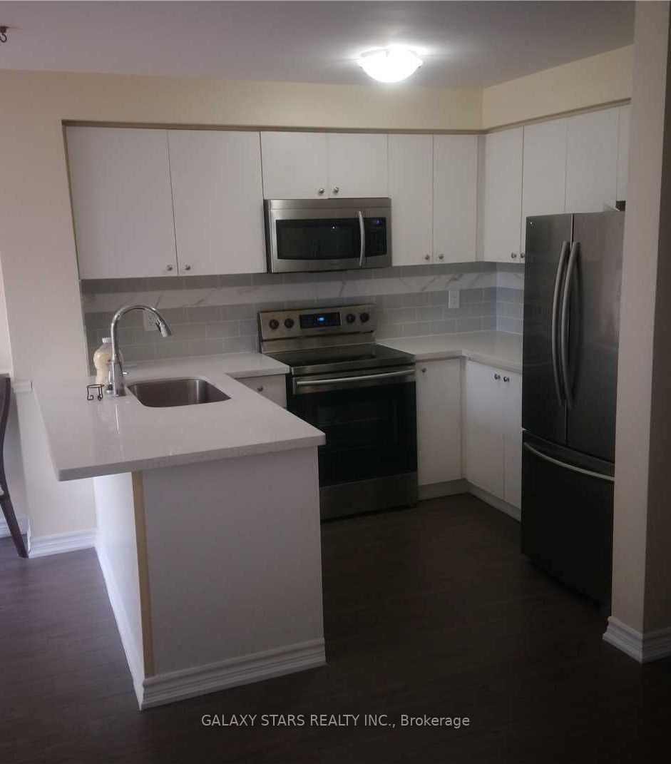 1995 Pine Grove Avenue 26