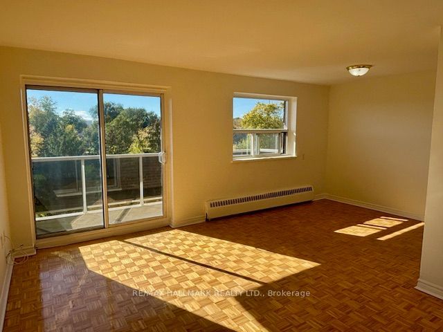 515 North Service Road 2-408