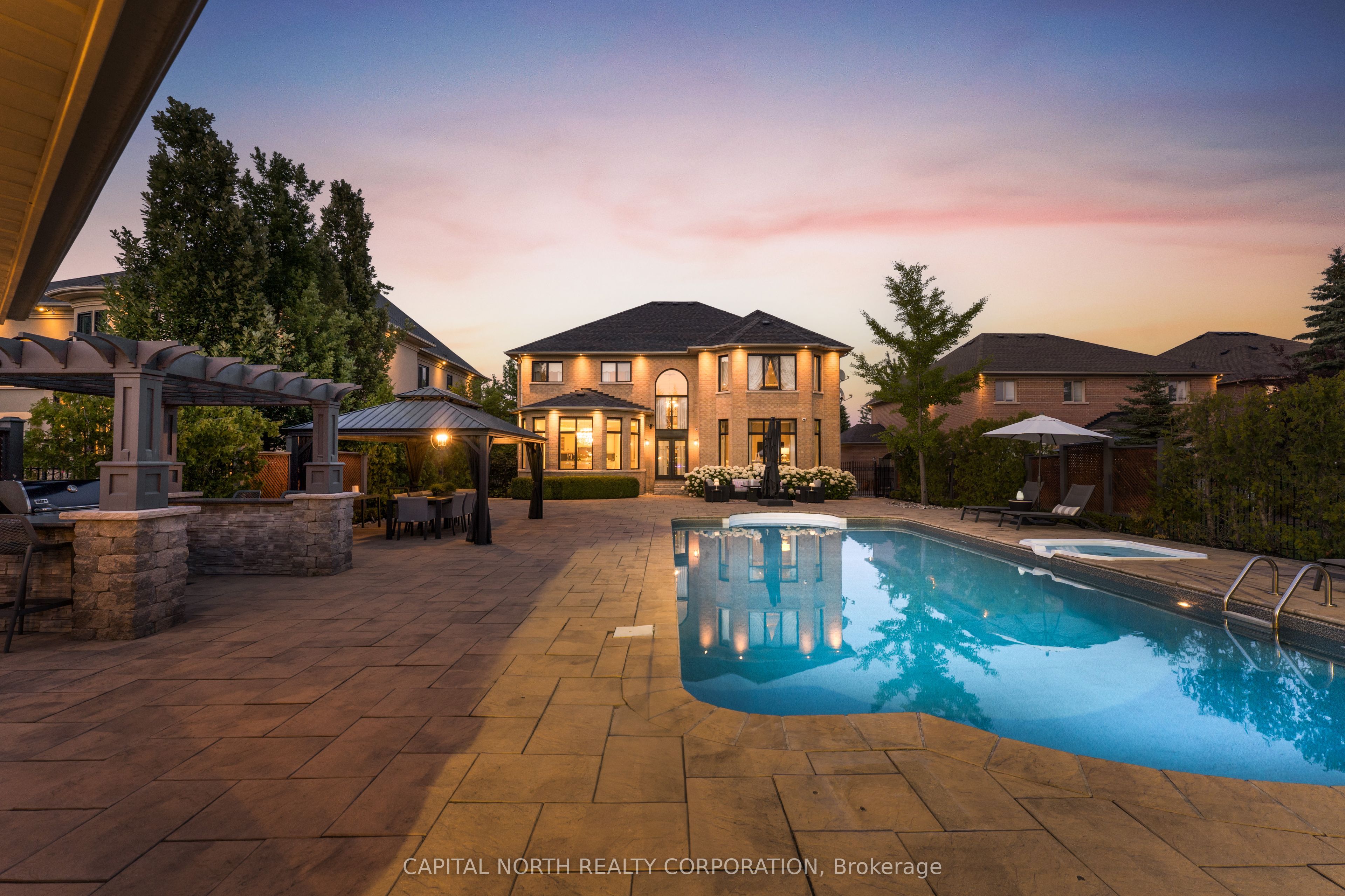 166 Weaver Court