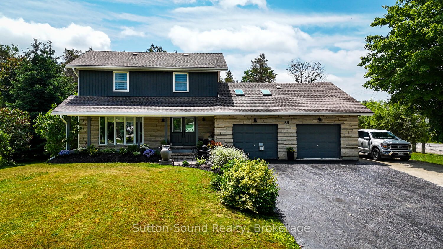 35 Pine Tree Drive