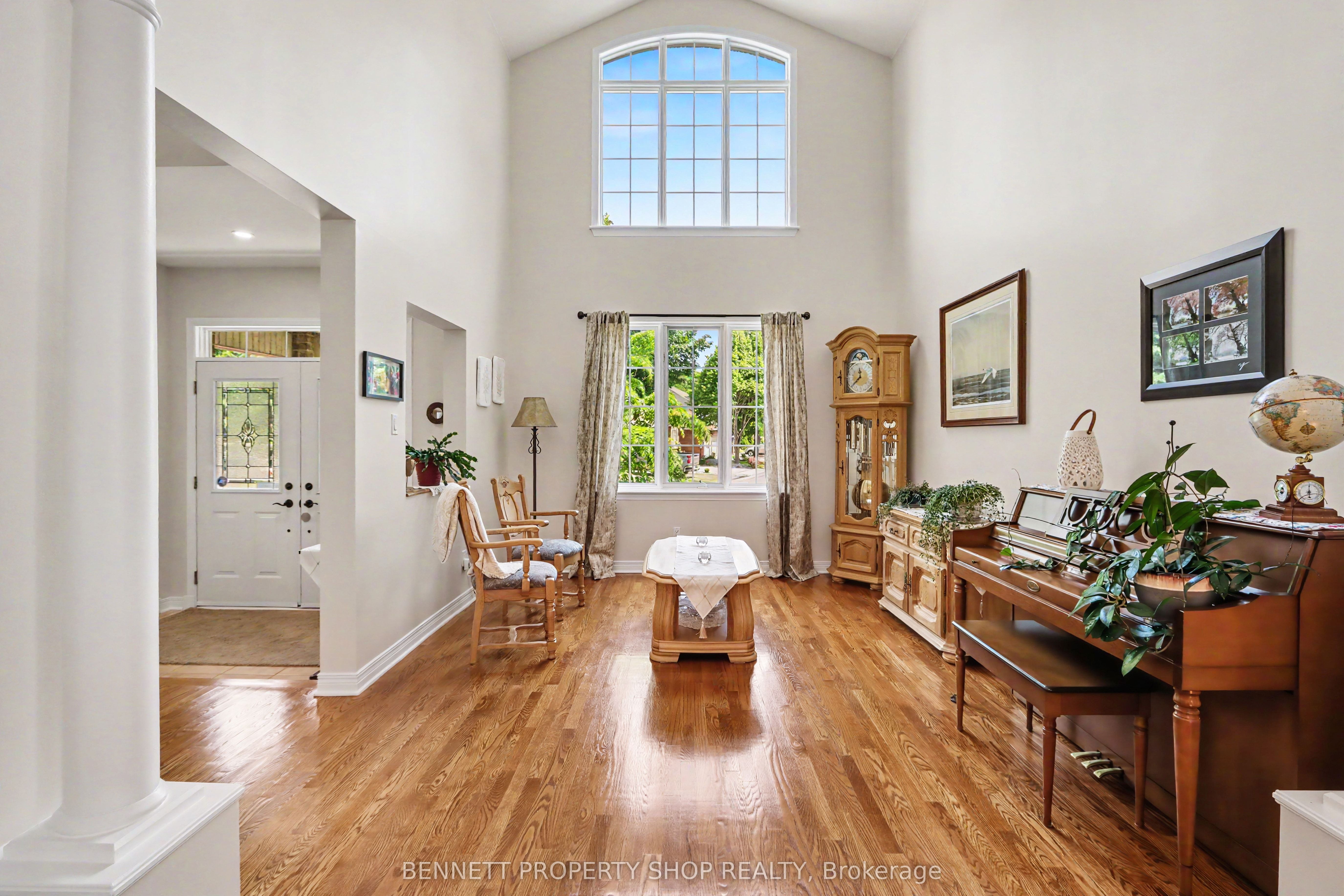 14 Sachs Forest Place